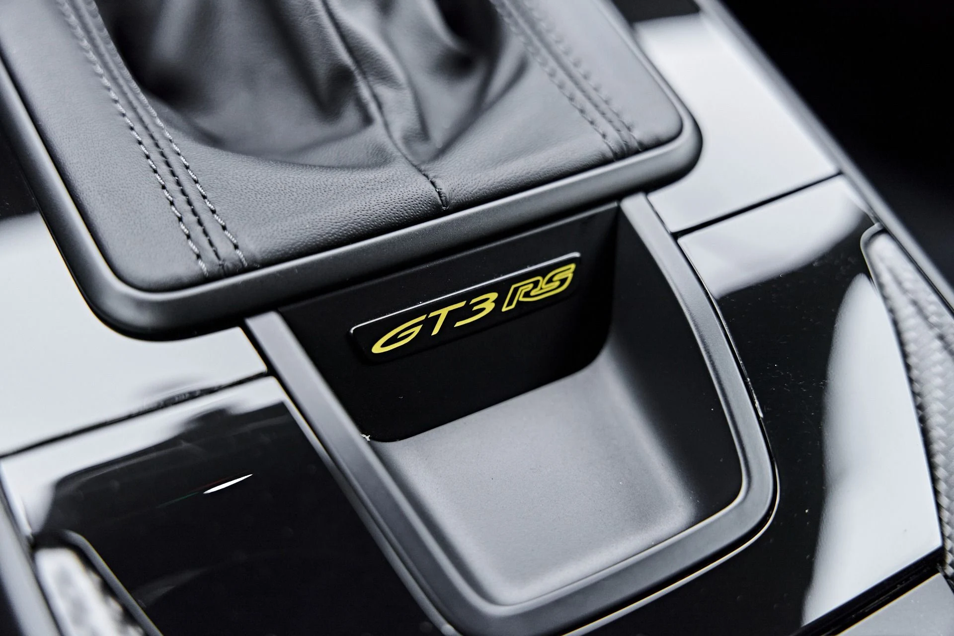 mph066_456407728_Used_2025_Porsche_911_GT_3_RS_1790364736_5943c73e38