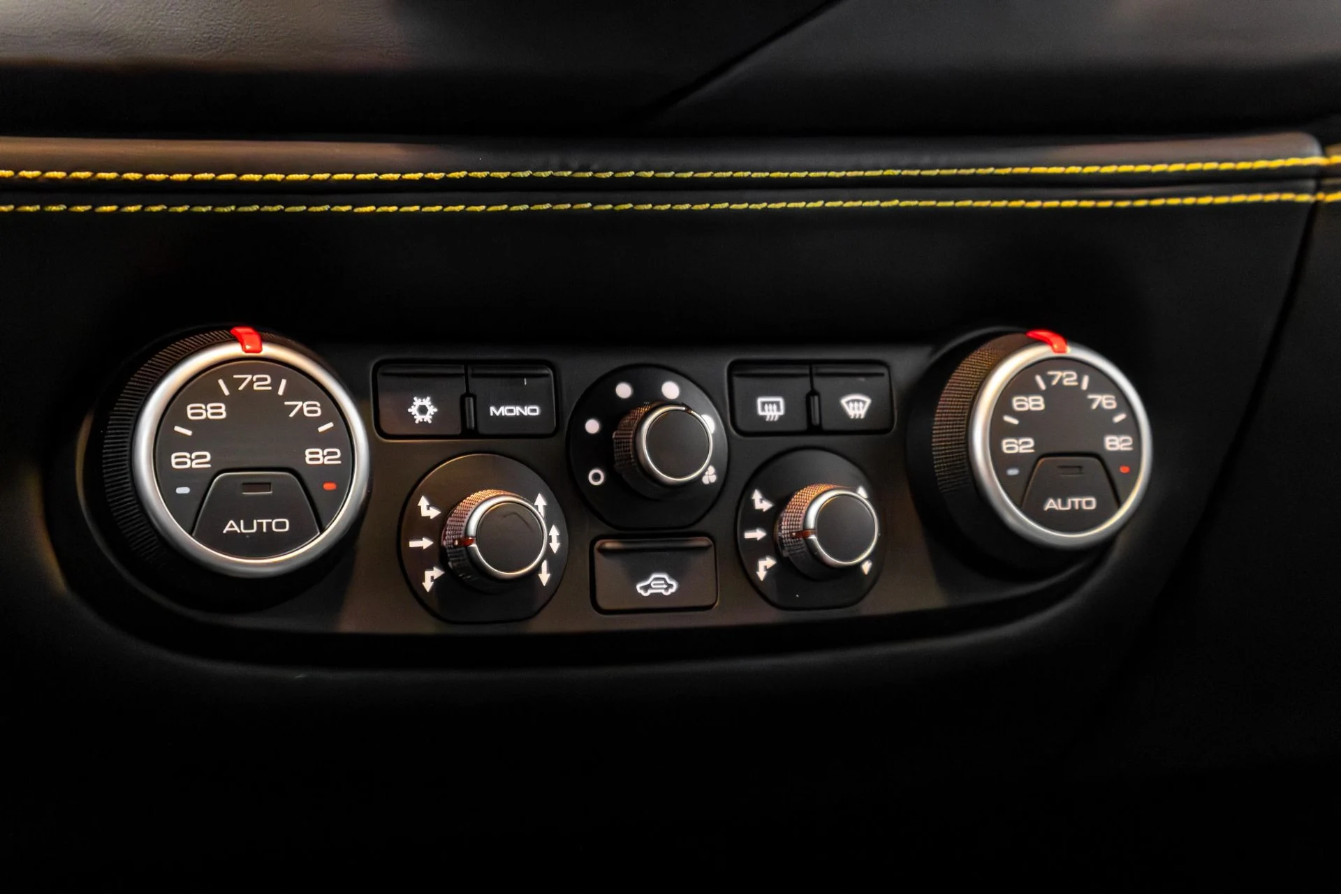 mph066_461741985_Used_2018_Ferrari_488_GTB_Base_1771040686_eac9c99aee