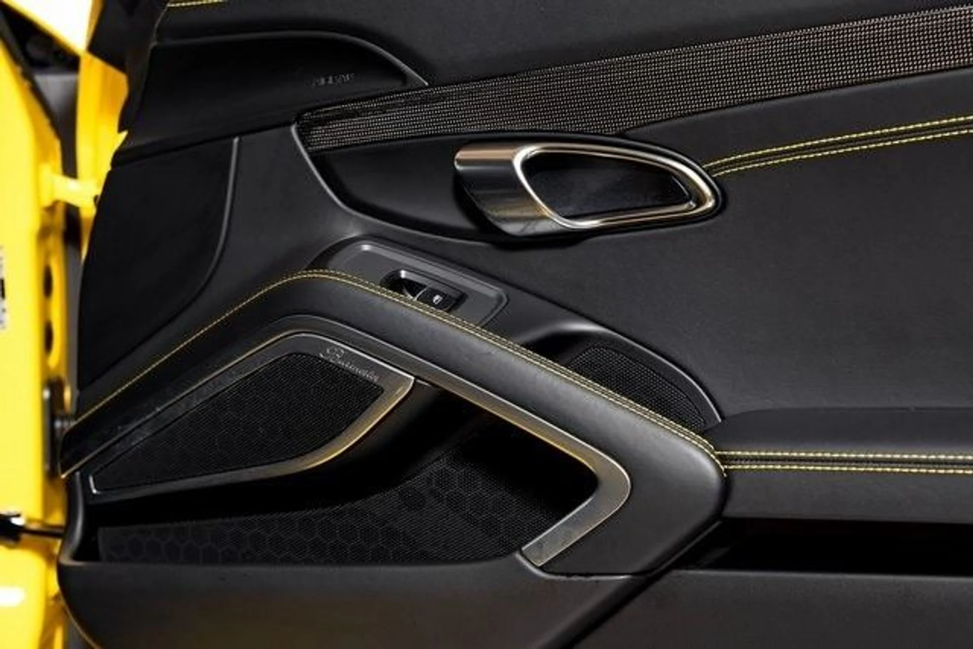 mph066_480530344_077a2f4c720f647674ce1b90a7376e8bx_b7831ac527