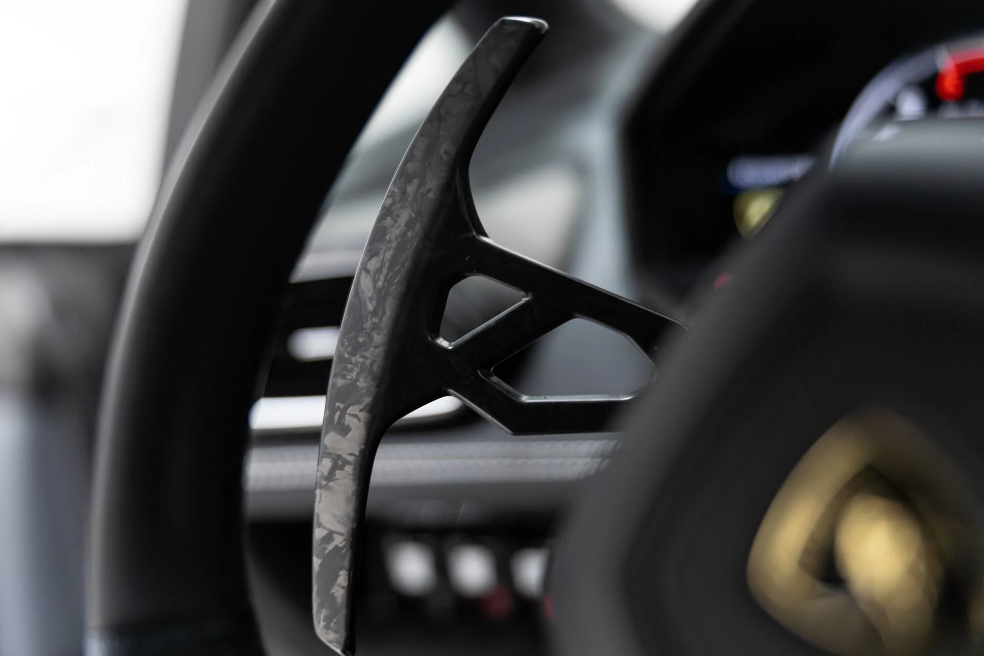 mph066_508918297_Used_2017_Lamborghini_Huracan_1765410503_429da782a6