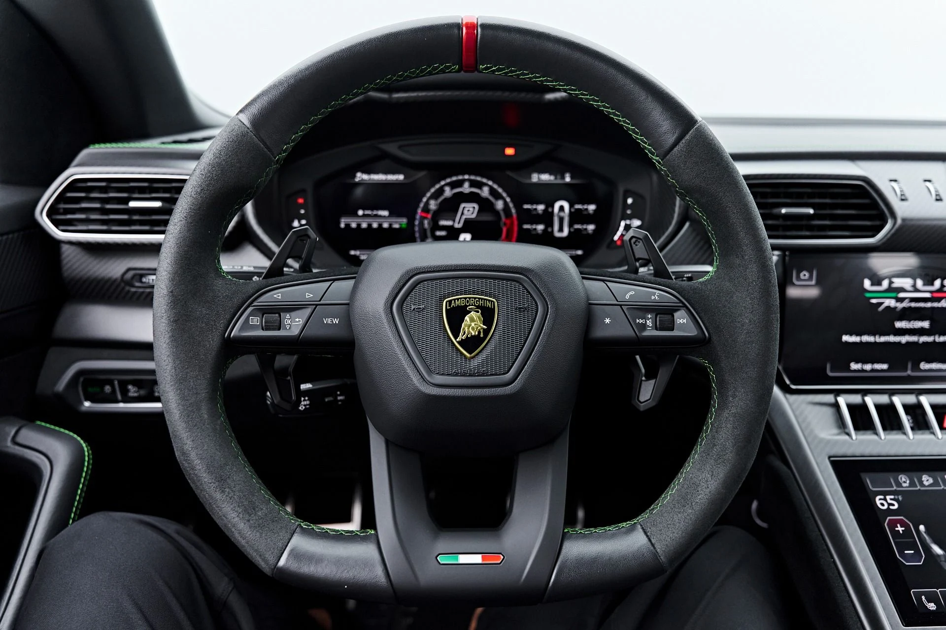 mph066_540665087_Used_2023_Lamborghini_Urus_Performante_1790376362_2de2cff53b