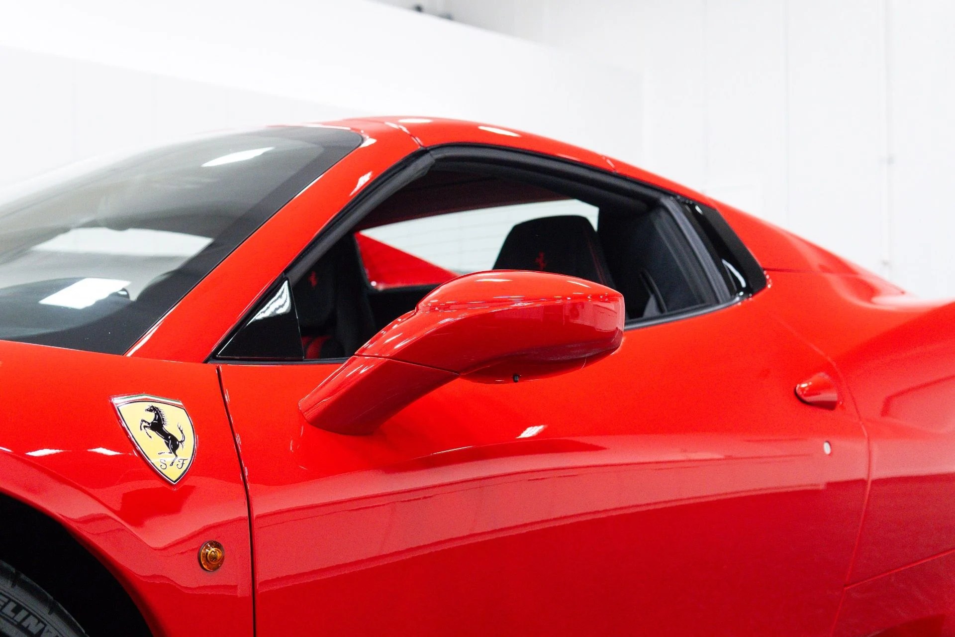 mph066_54497175_Used_2015_Ferrari_458_Speciale_Aperta_1788474535_3b54867627