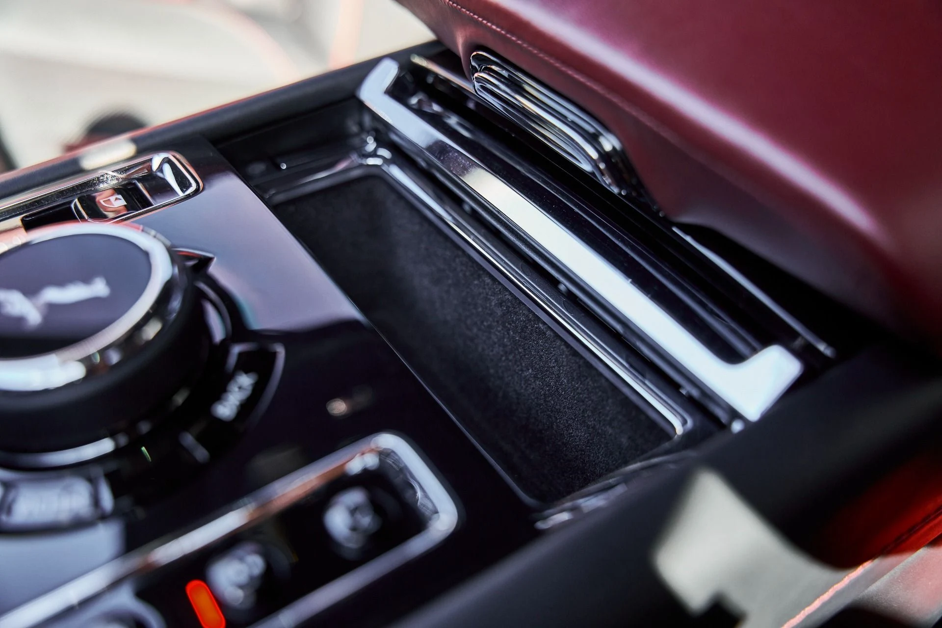 mph066_554981740_Used_2023_Rolls_Royce_Ghost_1770699623_cfb2bba2de