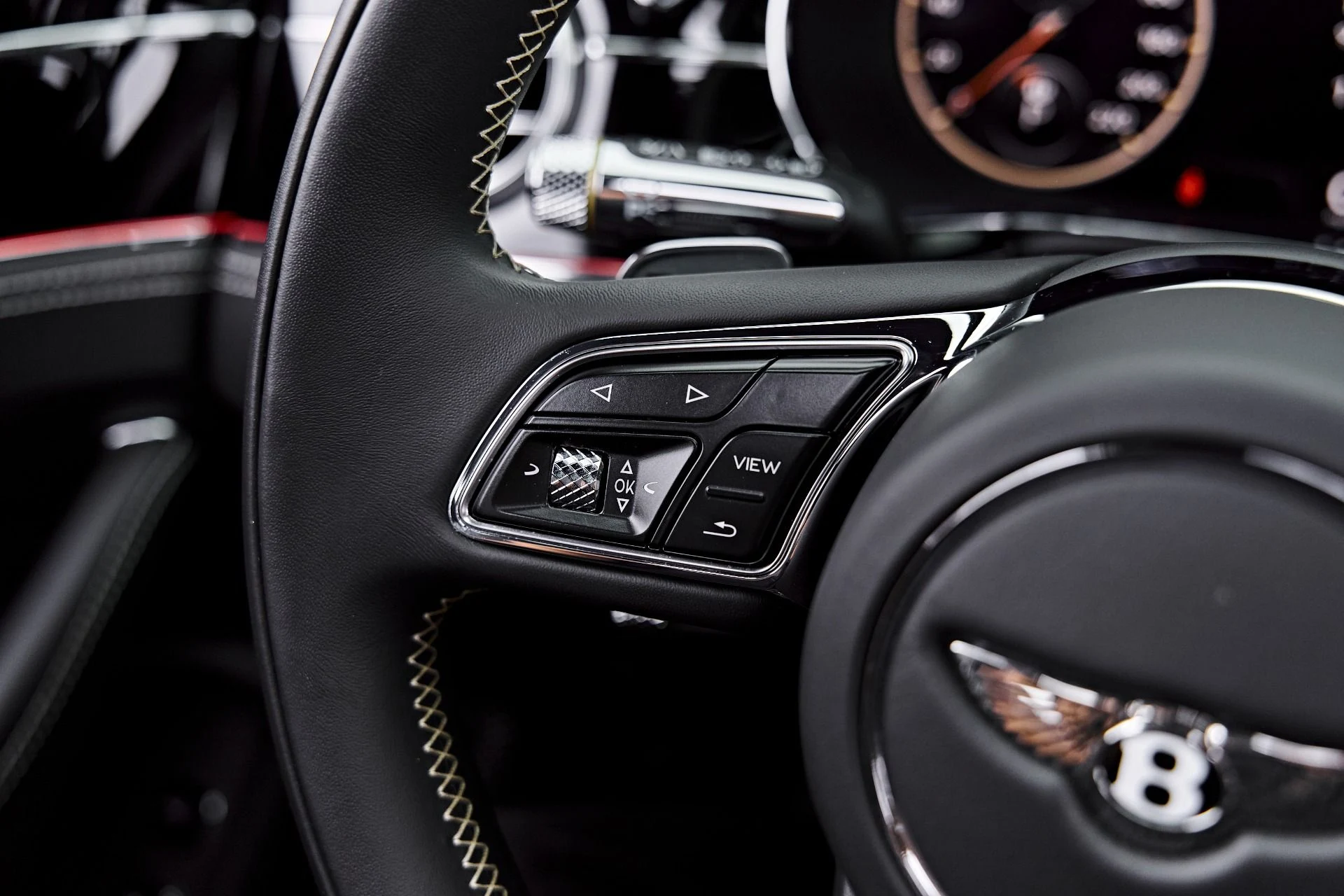 mph066_571685745_Used_2022_Bentley_Flying_Spur_V8_1788486103_40bb790d1d
