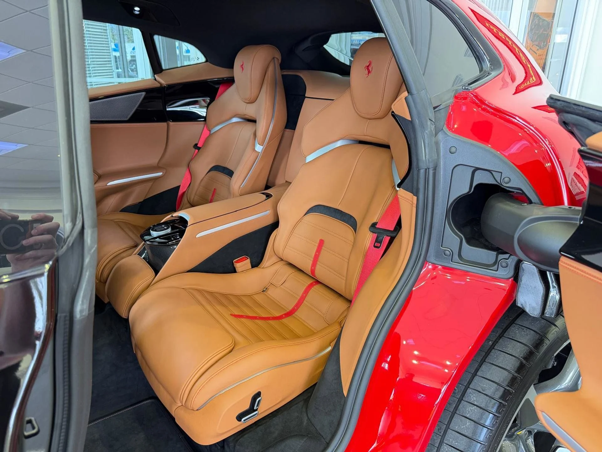 mph066_596168623_b472c18cefa24419a2d738fc4ca58f5e_19220f1596