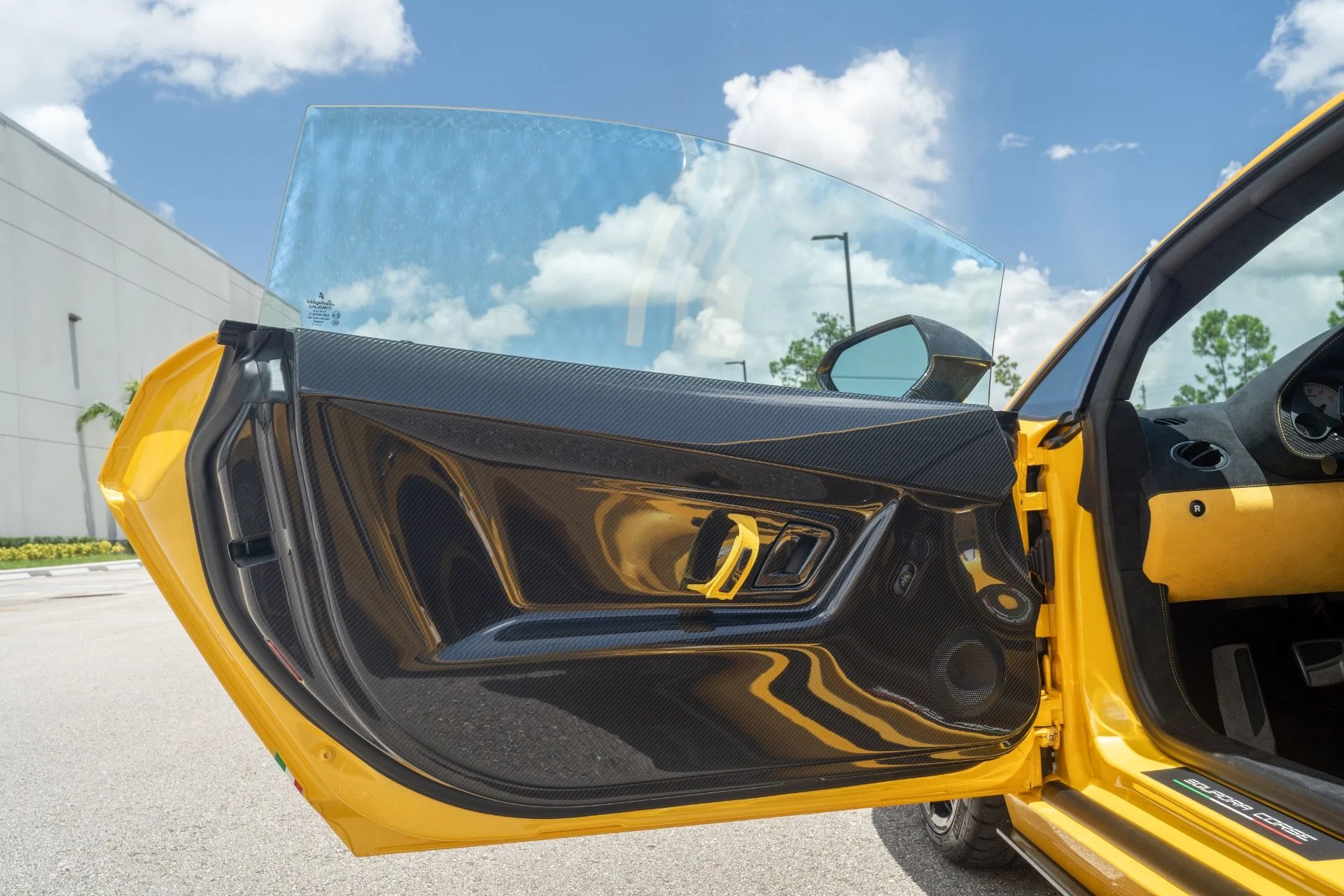 mph066_618122593_Used_2014_Lamborghini_Gallardo_LP_570_4_Squadra_Corse_1755029668_929daa0fbf