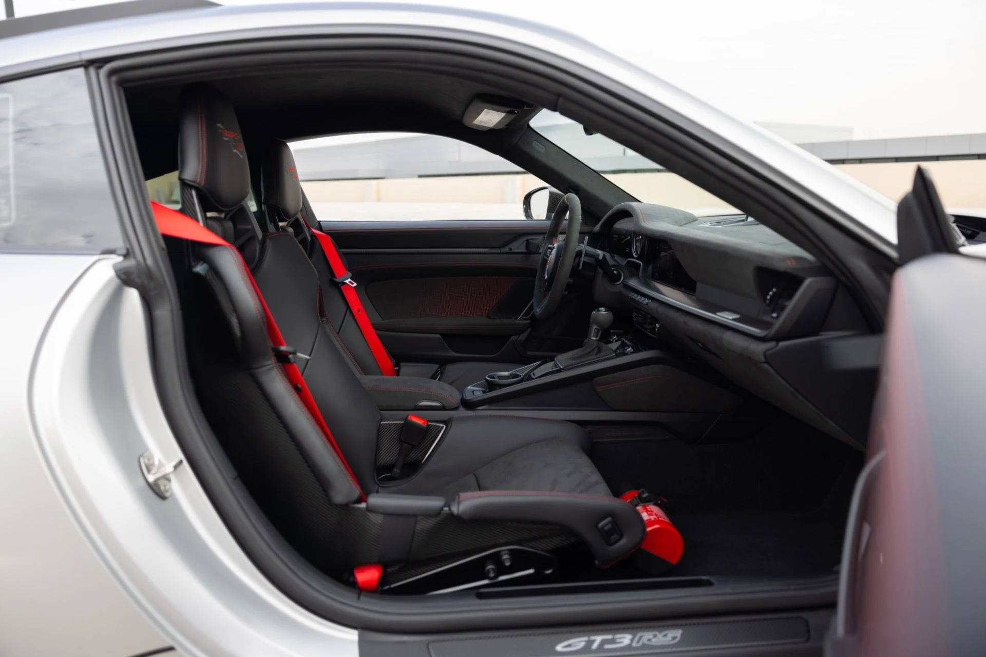 mph066_621398587_Used_2025_Porsche_911_GT_3_RS_1785867745_277b399403