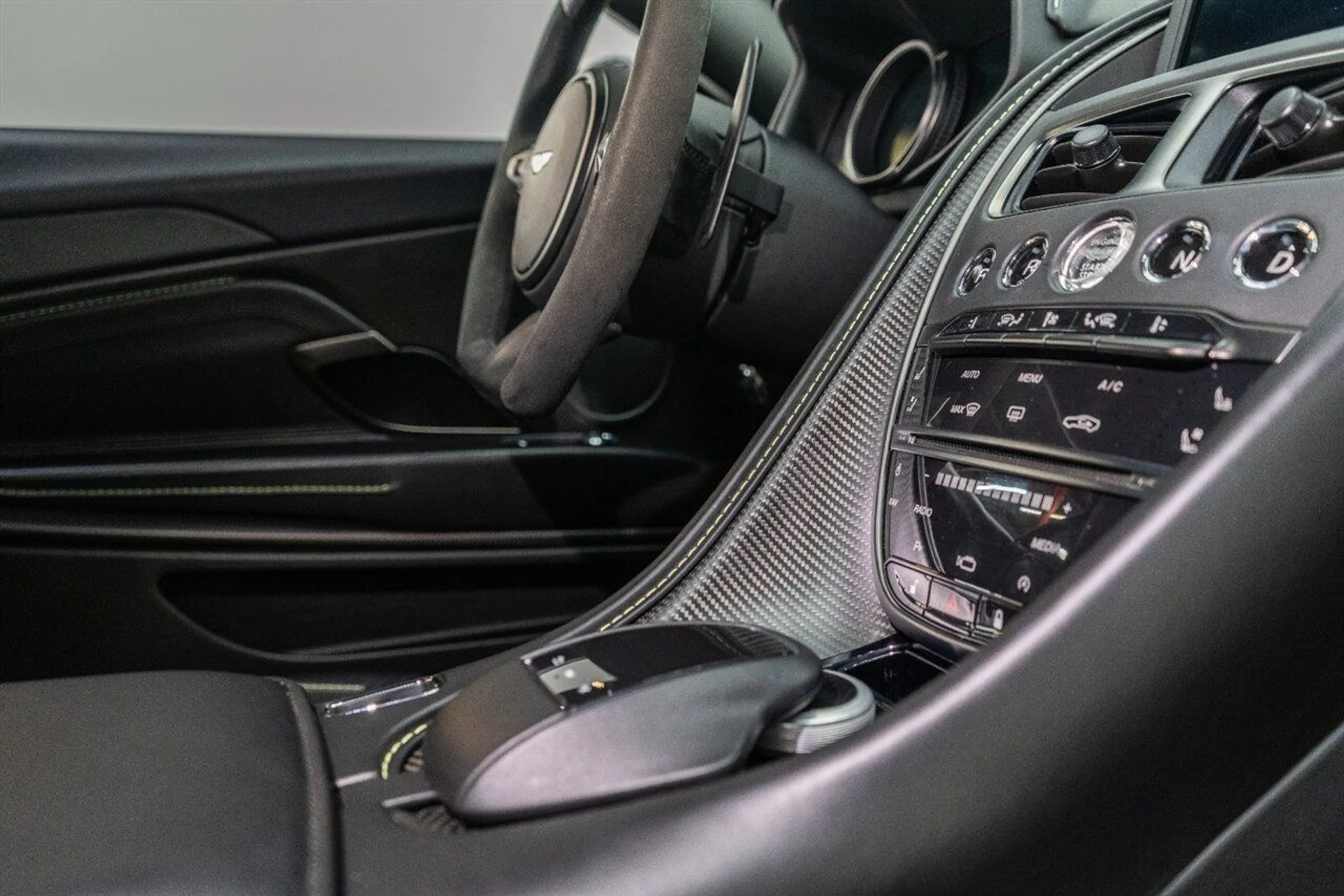 mph066_662645752_52da18b3f4_1280_8d027760c4