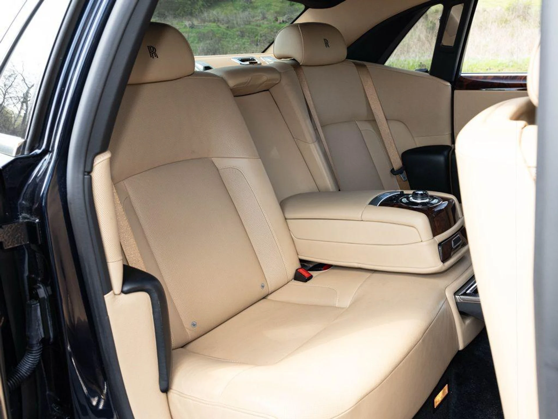 mph066_71381168_504934488_69c6ebb95561dbbd2d618c14_d99d7ca409