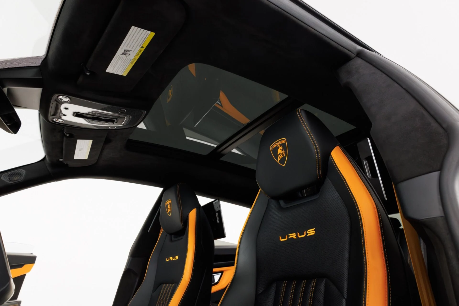 mph066_792605546_Used_2024_Lamborghini_Urus_S_1775674860_4c4e5f9ff4