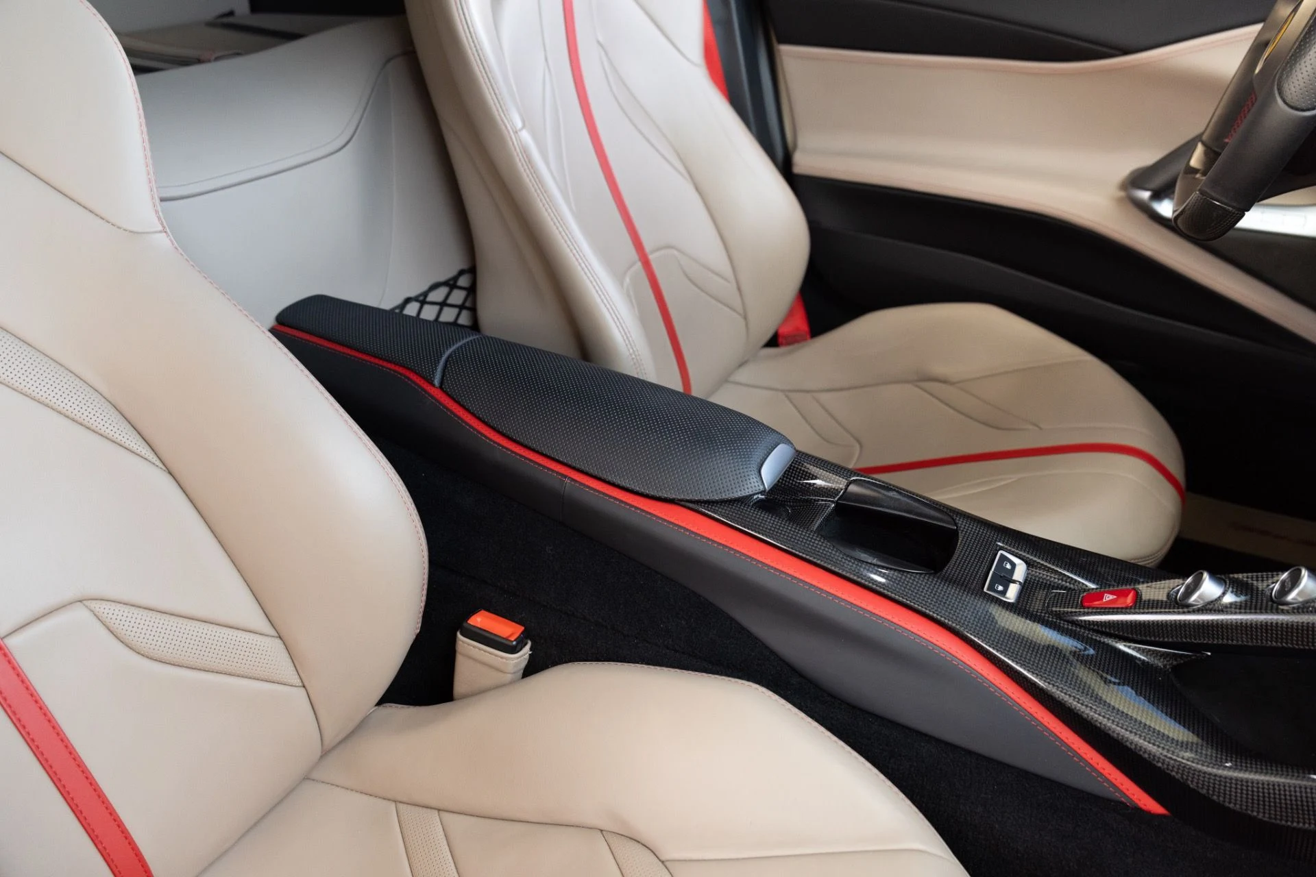 mph066_809874041_Used_2020_Ferrari_812_Superfast_1779237013_6b36957a4a