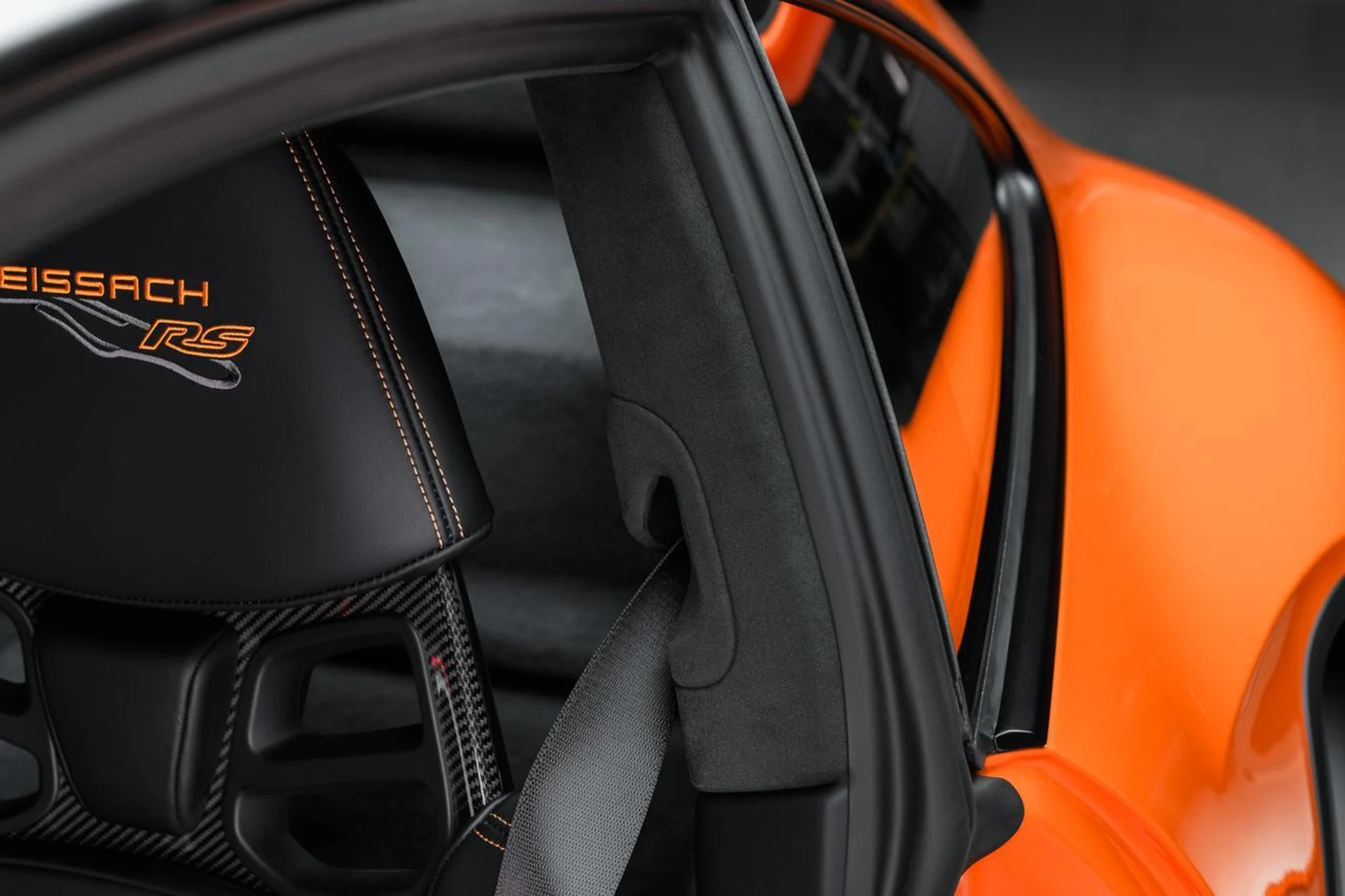 mph066_846720956_e93ea8e43f58620019b868dc874c5bd1_444078687c