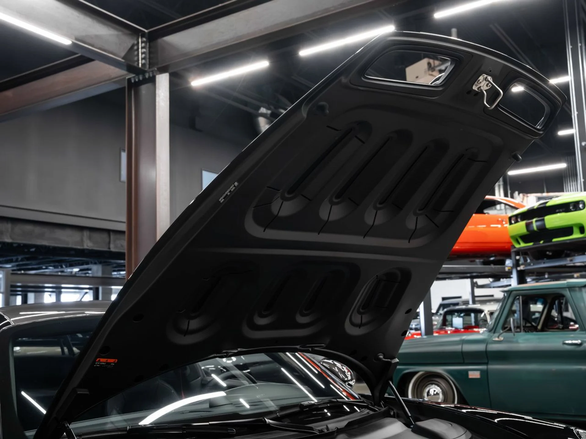 mph066_862052167_porsche_911_2022_77e5057a3b