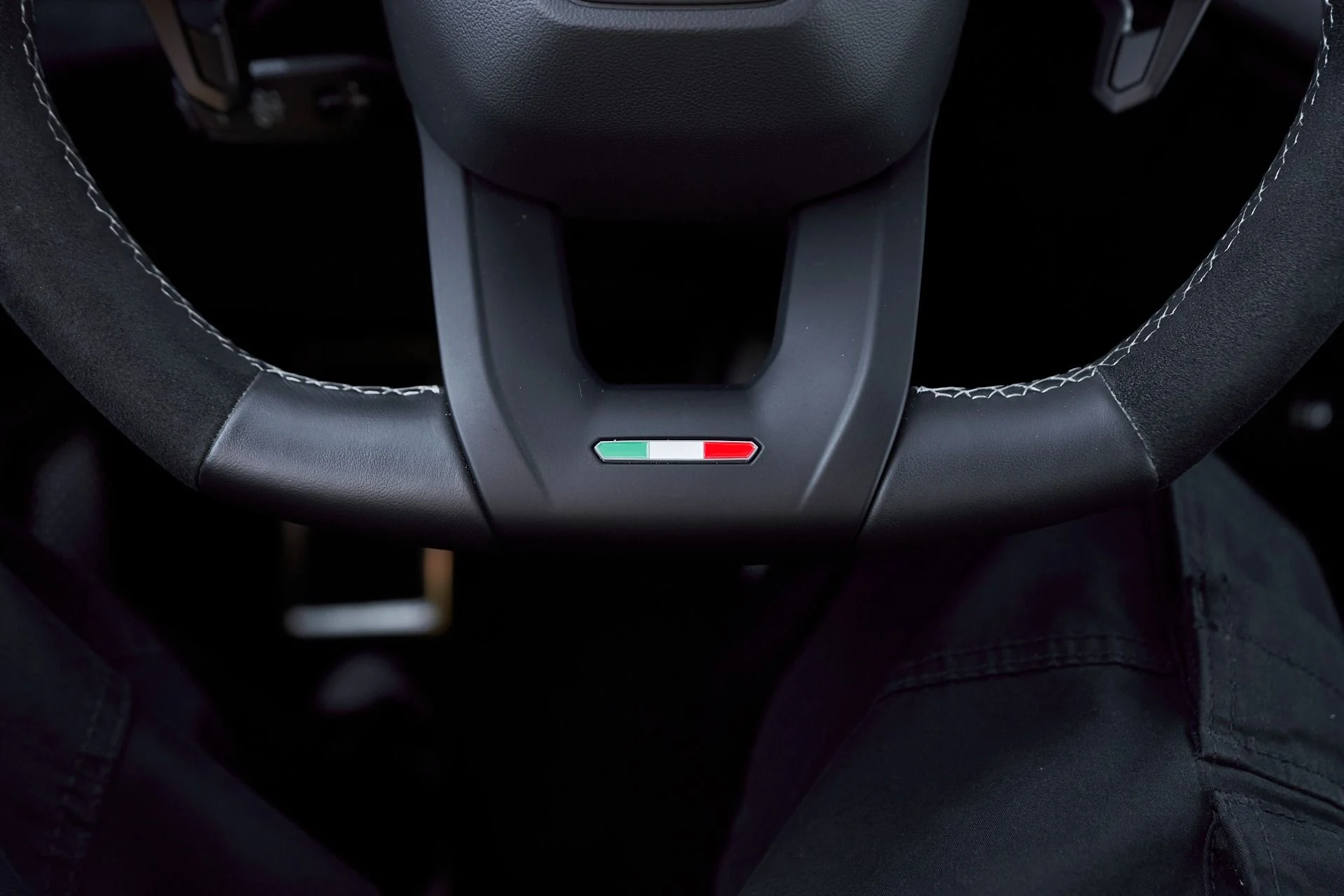 mph066_906816114_Used_2024_Lamborghini_Urus_Performante_1764124884_c37173ec54