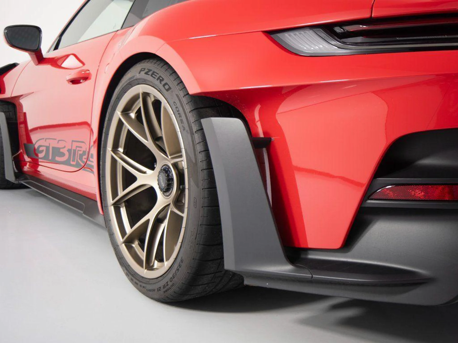 mph066_981181272_b_DO_0ky9f_Doed_U_Jg9u_Wprwr07g_Hs_fc33f7510d