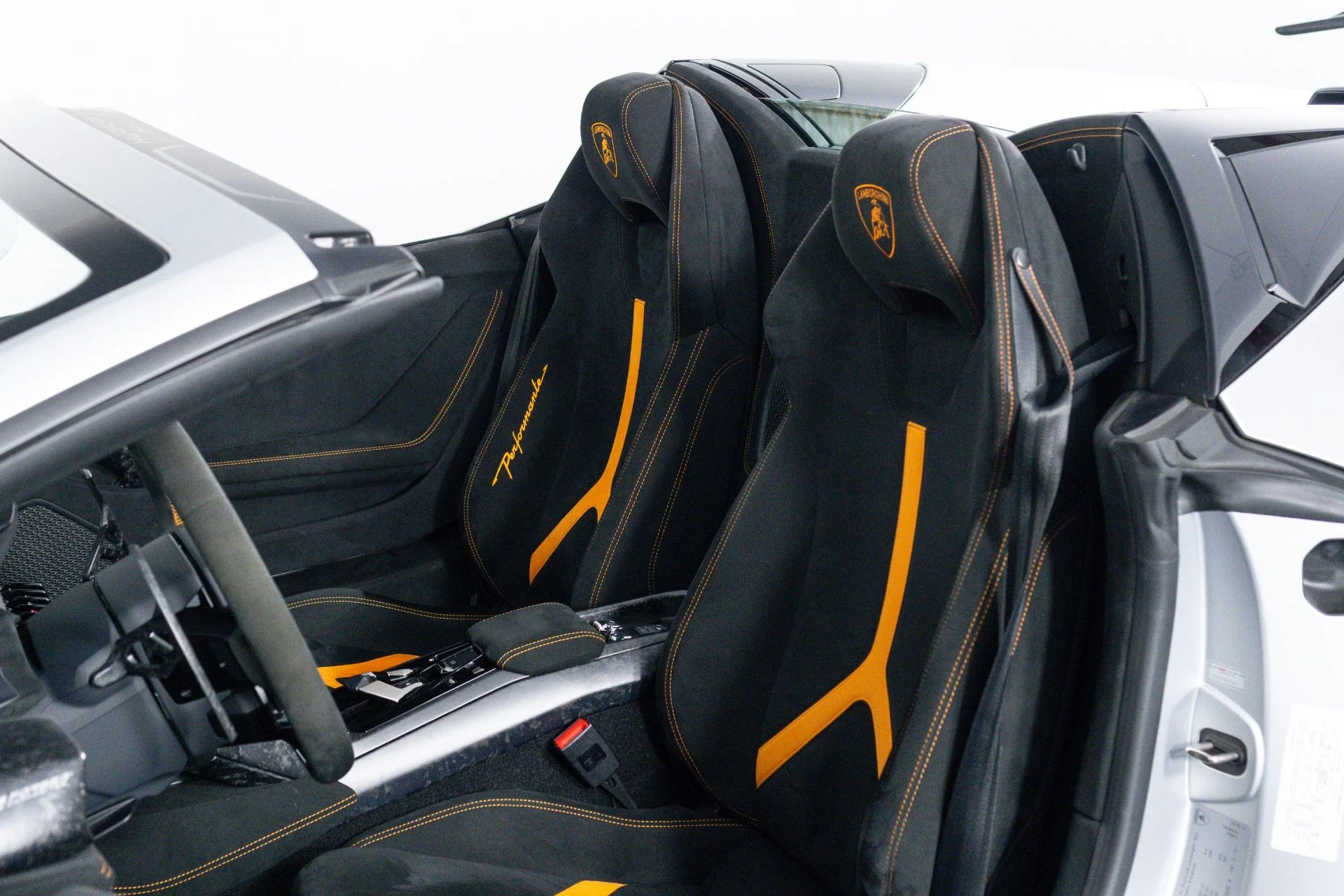 mph066_985160935_Used_2018_Lamborghini_Huracan_Performante_Spyder_1781732323_89f257b040