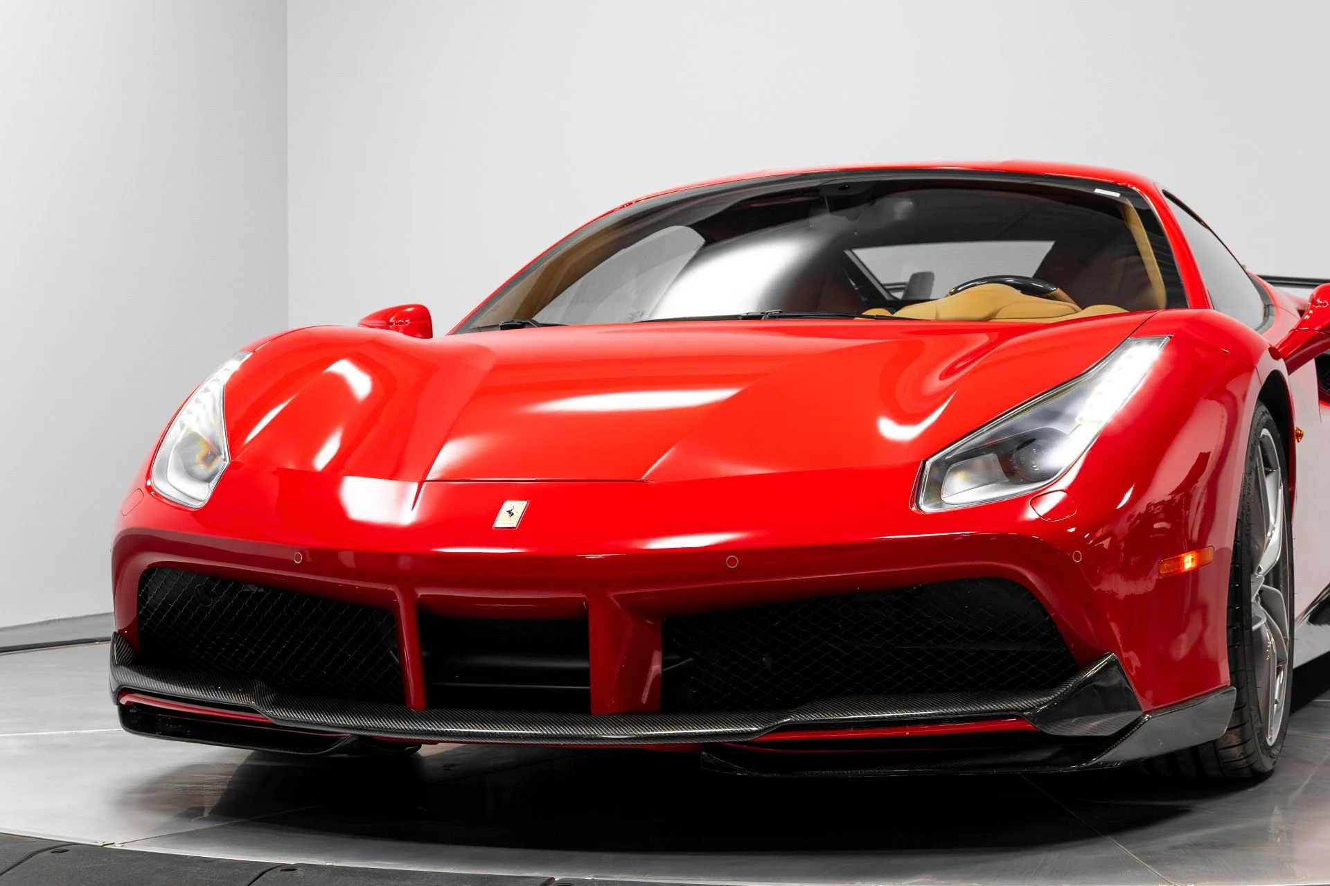 mph067_1038505364_Used_2017_Ferrari_488_GTB_1772166972_e3620c5bb0