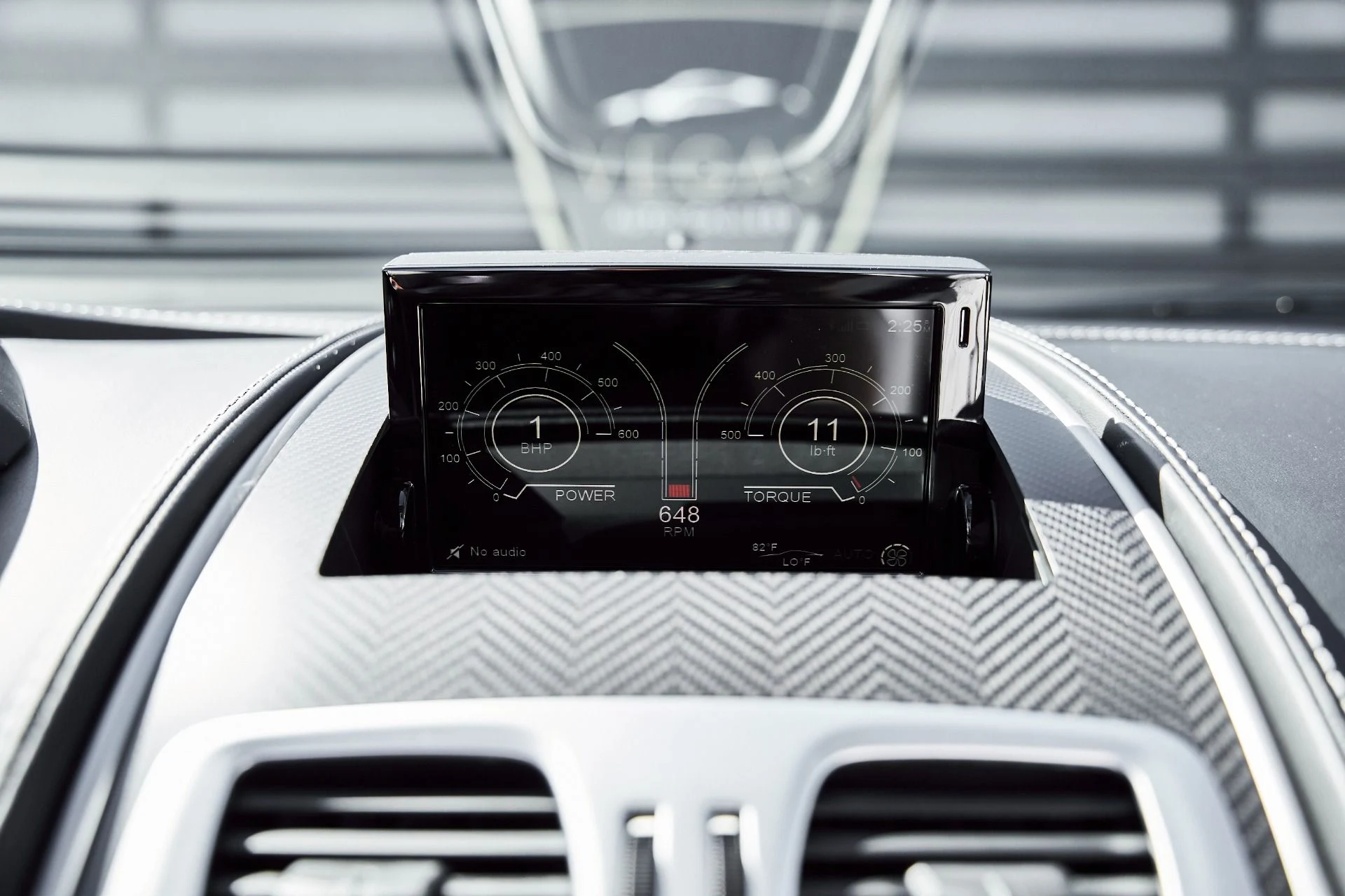 mph067_1089464646_Used_2017_Aston_Martin_Vanquish_Volante_1773797542_73e6a85f7d