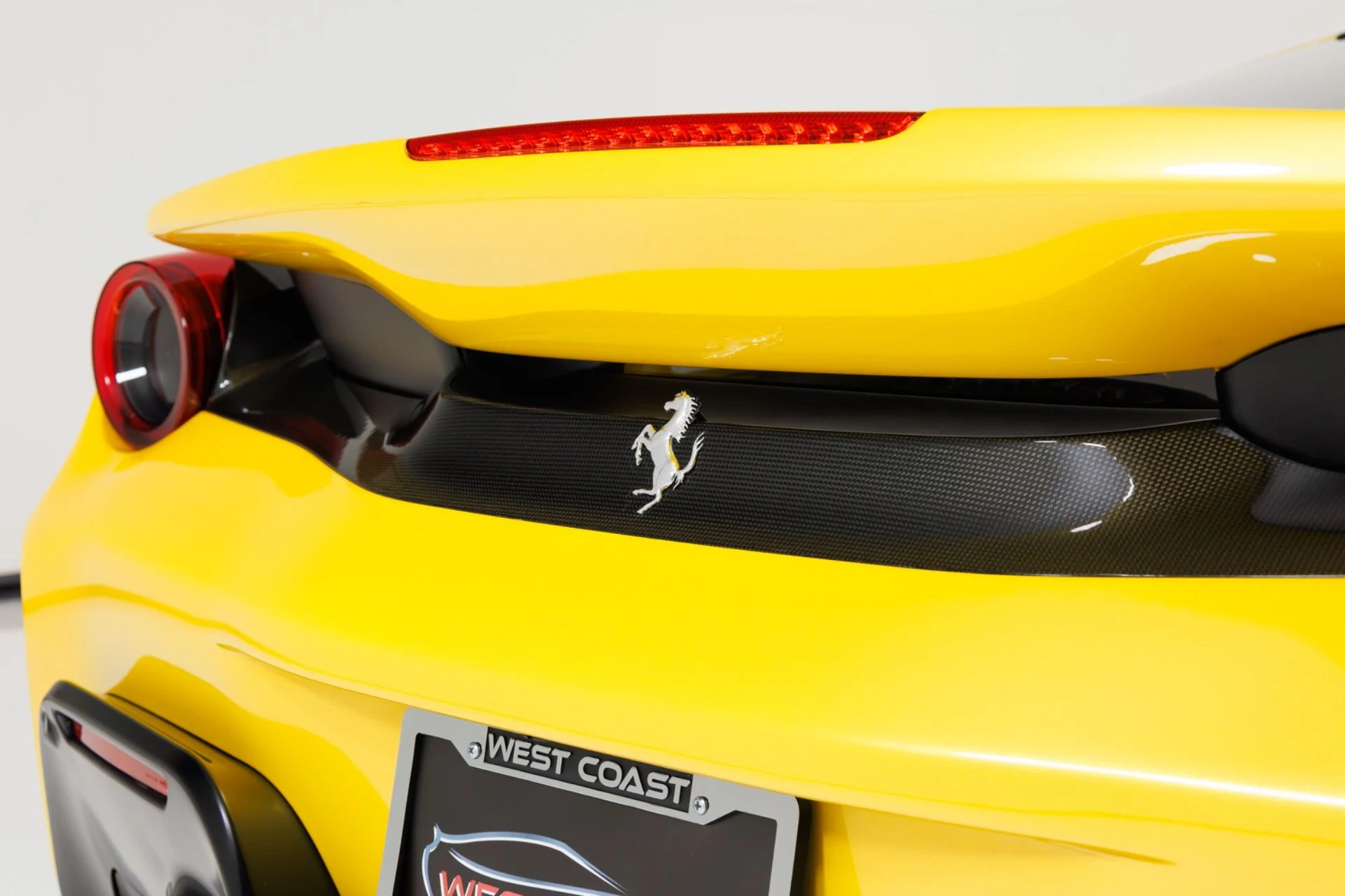 mph067_1103981103_Used_2020_Ferrari_488_Pista_1773687206_7278484d14