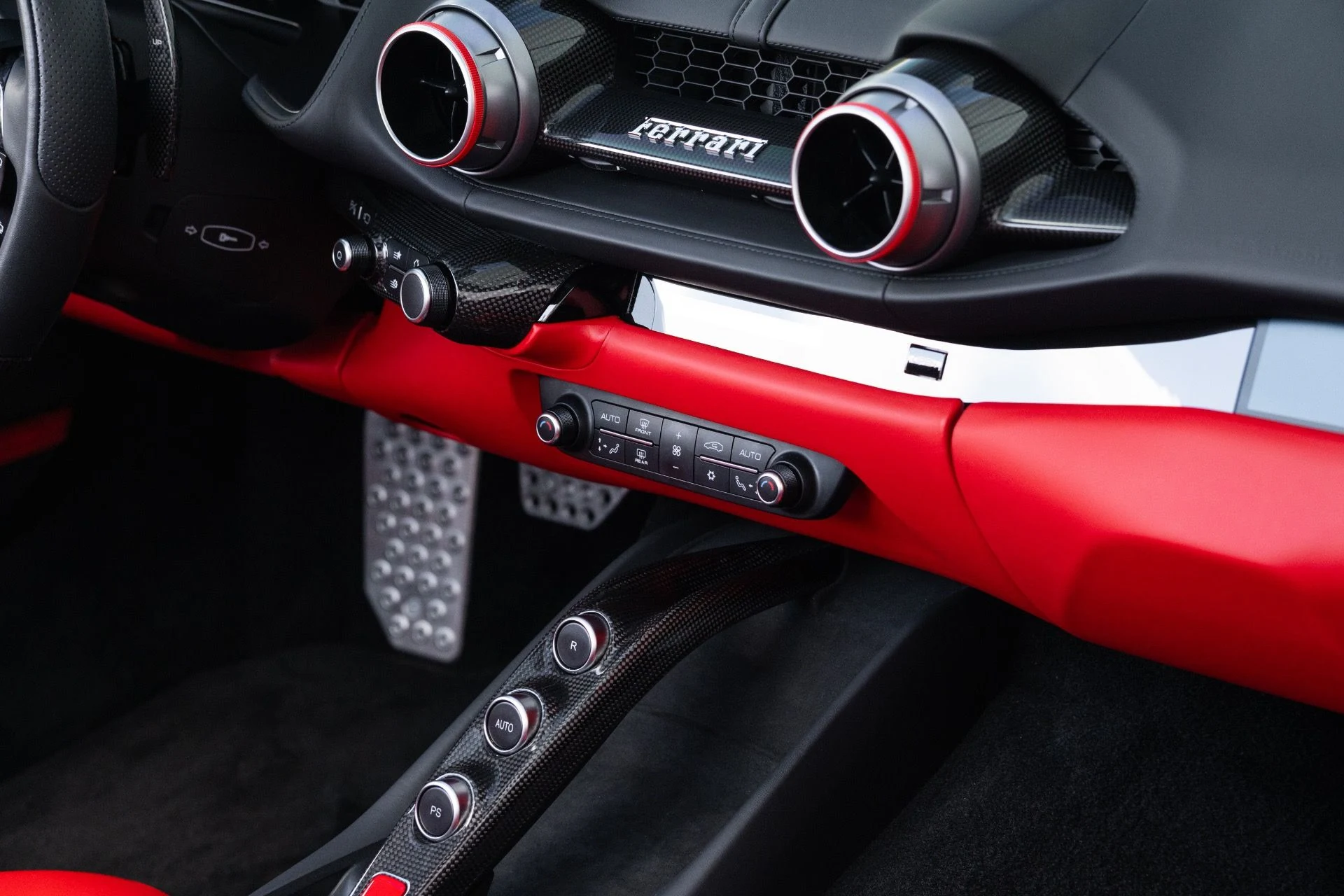 mph067_1226667656_Used_2021_Ferrari_812_GTS_1770760460_0cf0b35c67