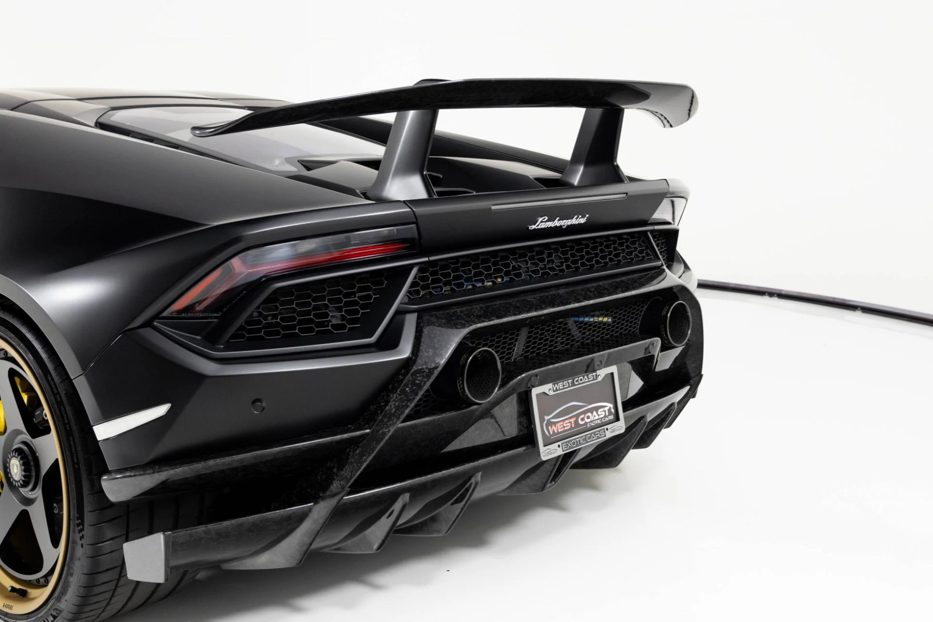 mph067_1265035436_Used_2018_Lamborghini_Huracan_Performante_1762565938_bf5811436f