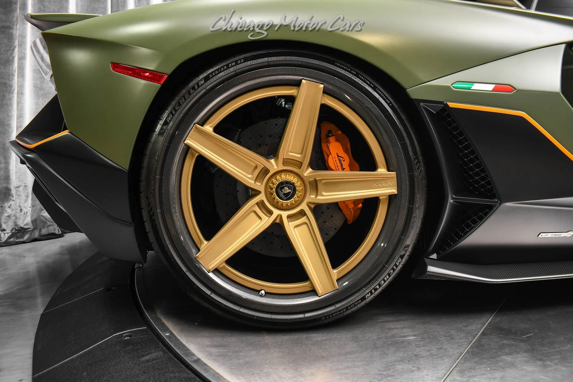 mph067_1428679412_13015_p68_l_39a5a76aed