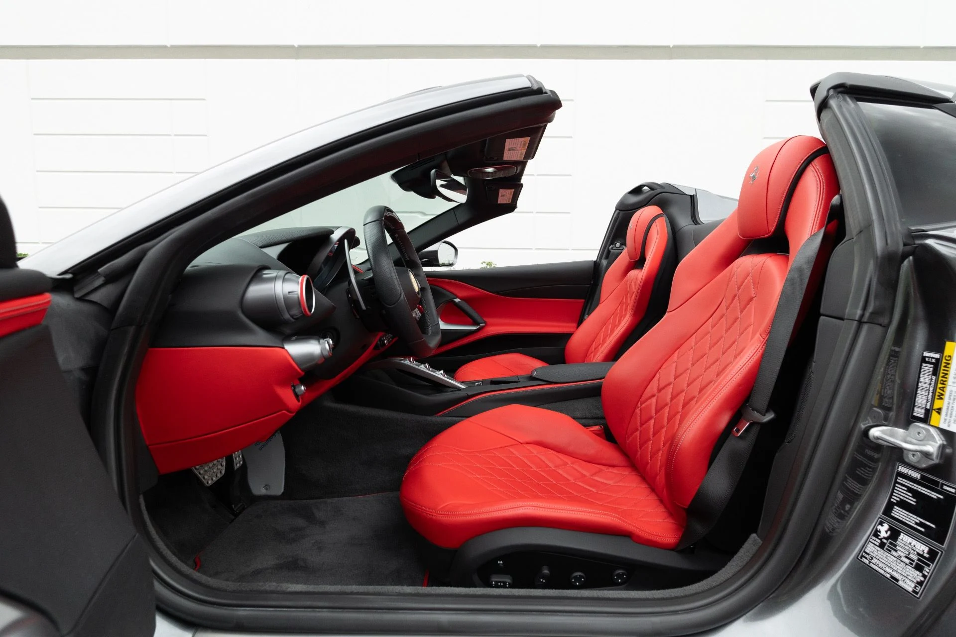 mph067_146004190_Used_2022_Ferrari_812_GTS_1768274939_1de29ab363