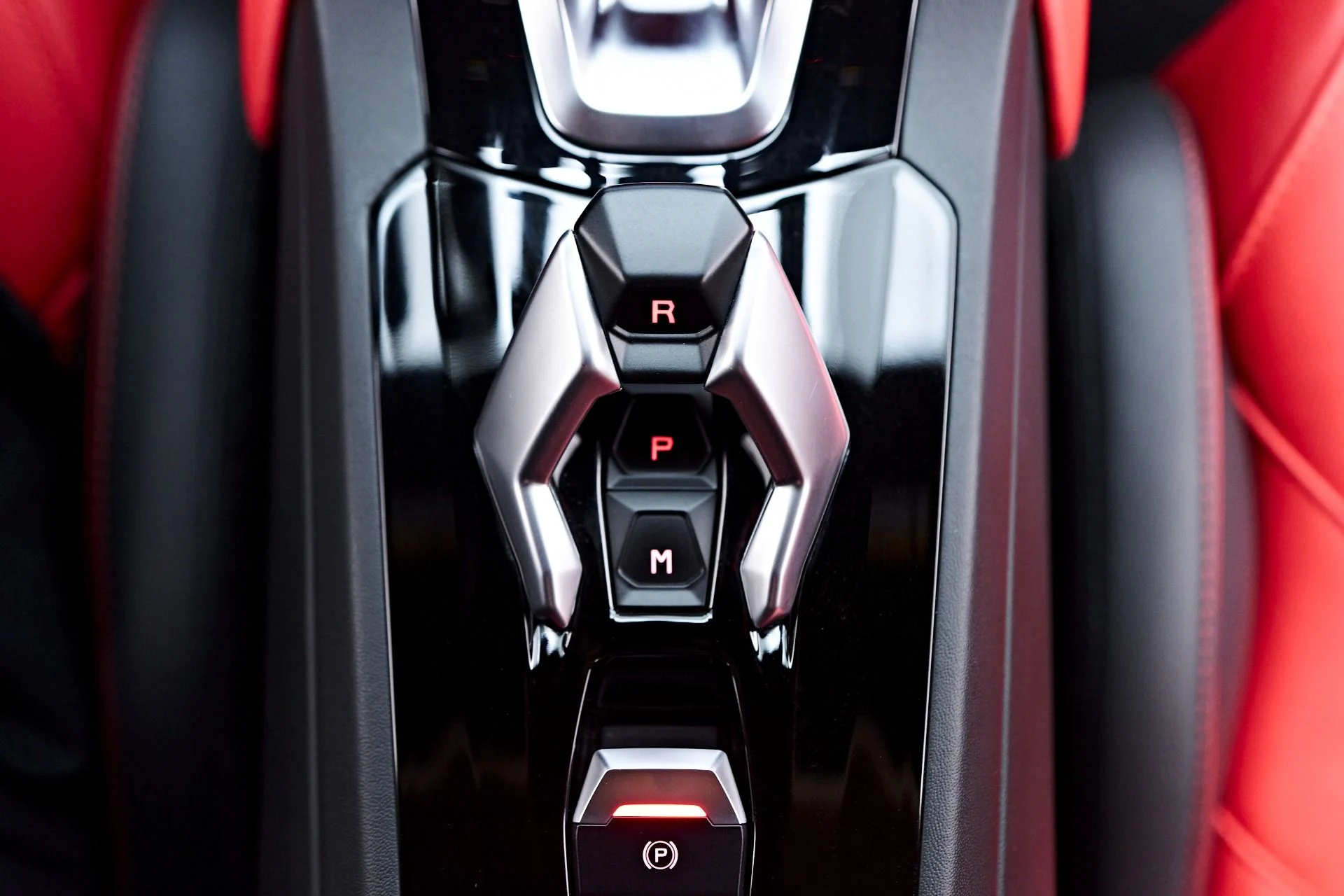 mph067_1504198409_Used_2022_Lamborghini_Huracan_EVO_Base_1752781637_1c2a525695