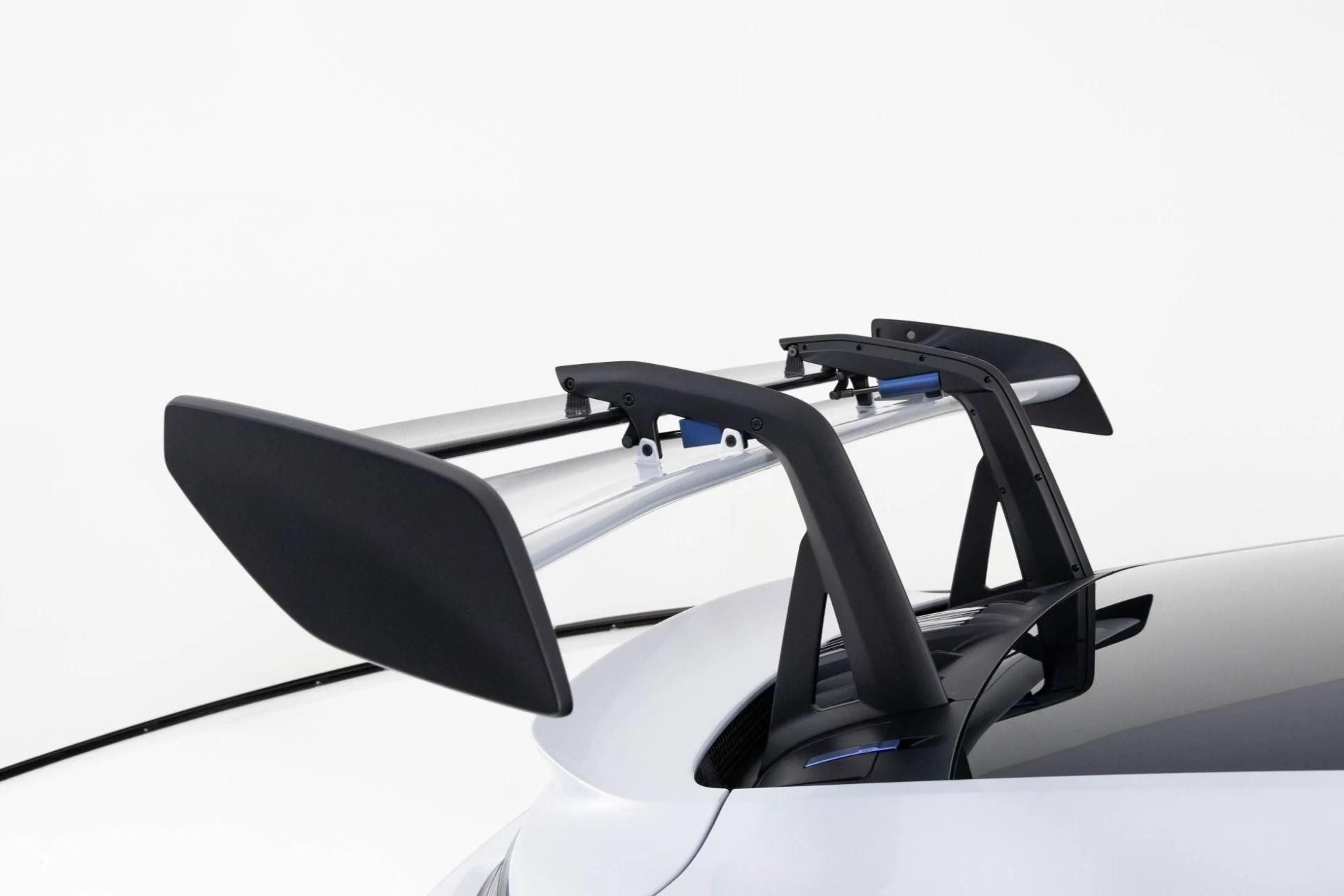 mph067_1509192968_Used_2025_Porsche_911_GT_3_RS_1763053596_cb280c93ae