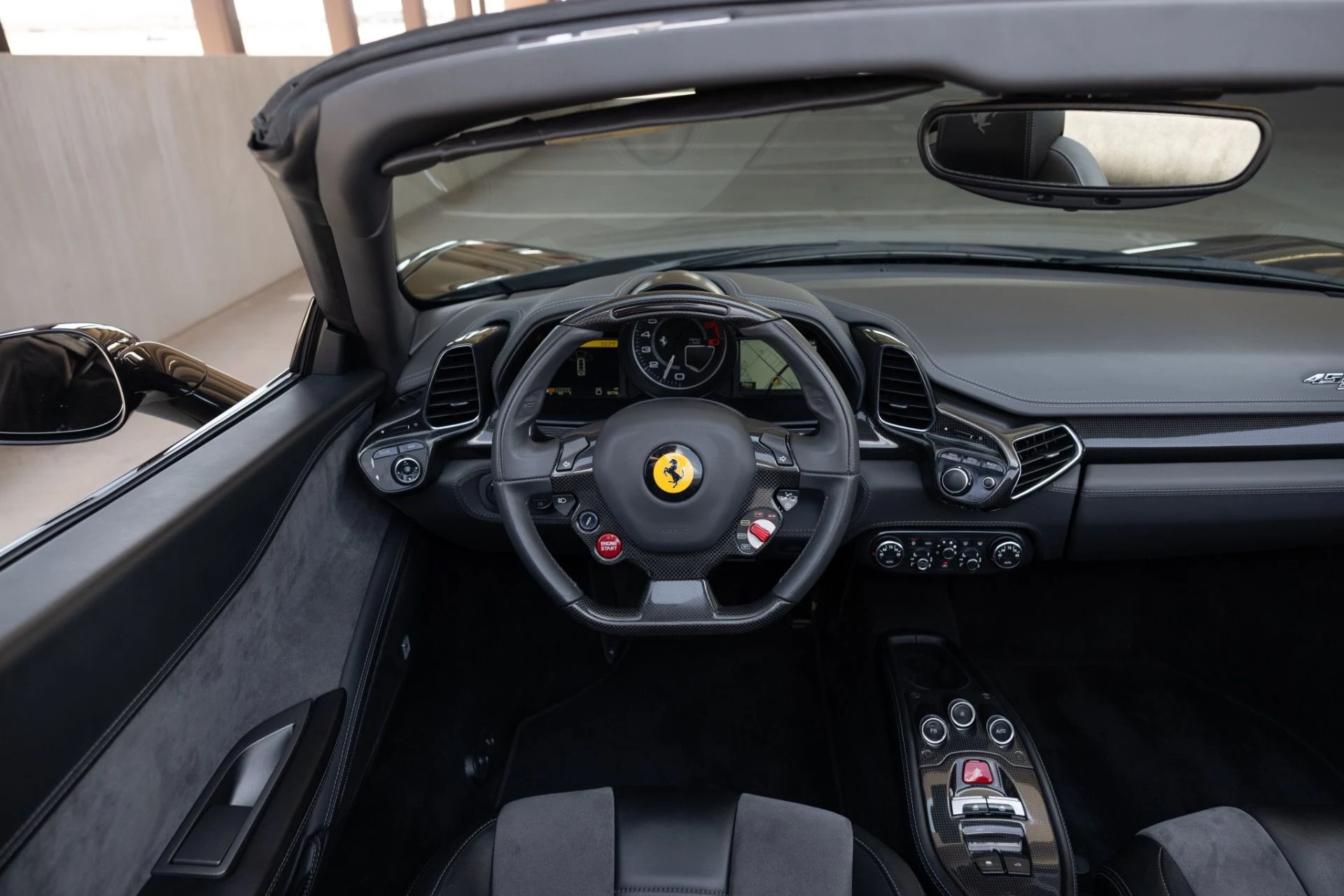 mph067_1530112234_Used_2012_Ferrari_458_Spider_1788476074_6bbcfbb809