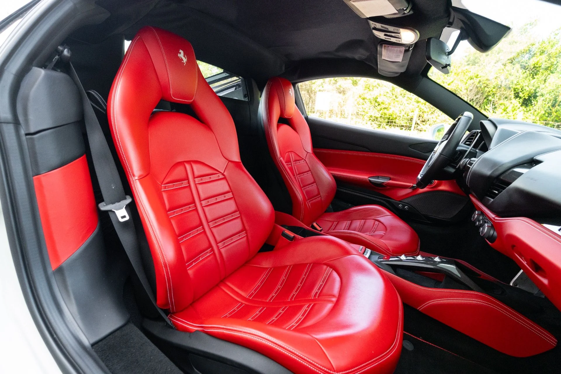 mph067_1605205953_Used_2017_Ferrari_488_GTB_1776194674_381ade1539