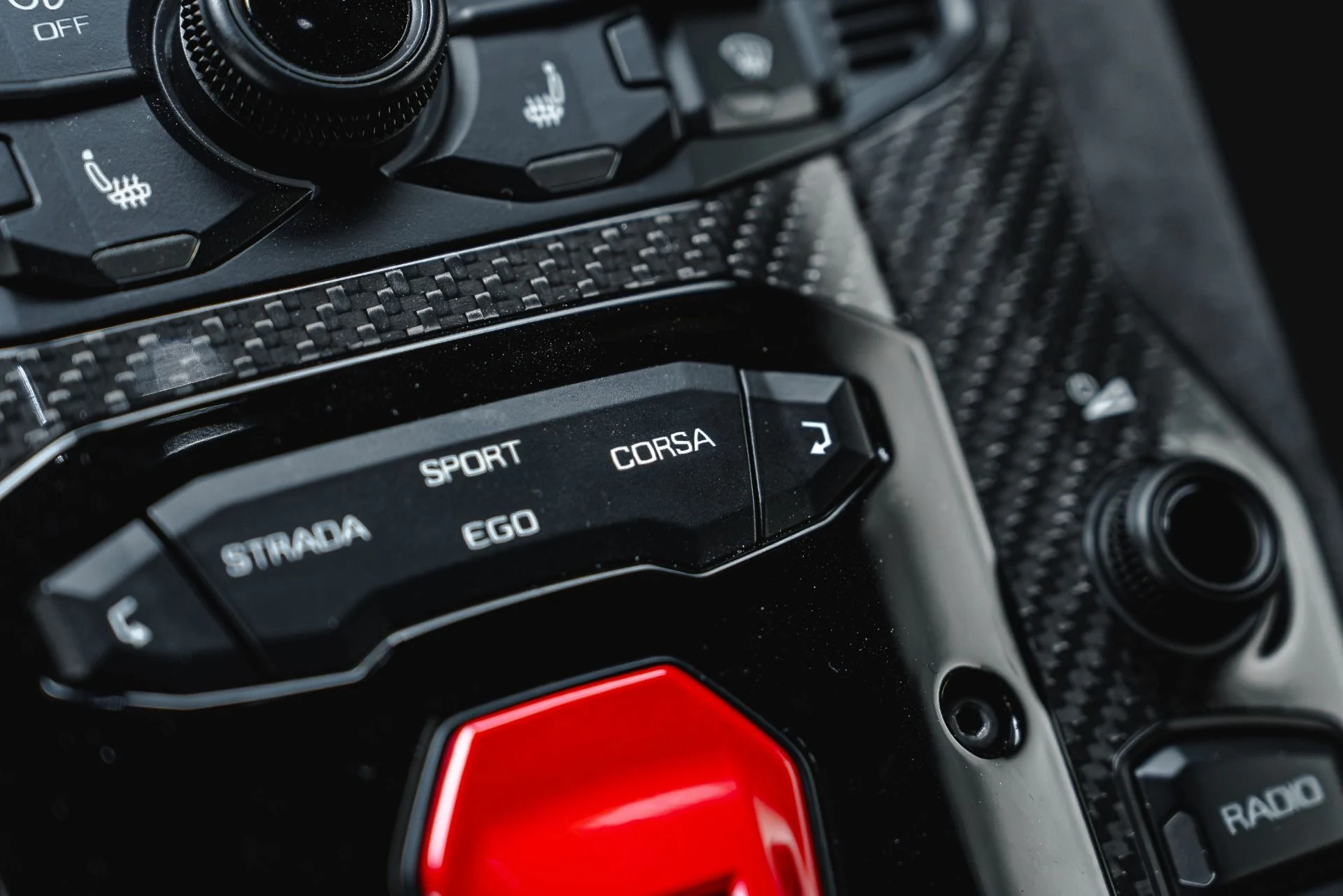 mph067_1617323998_Used_2022_Lamborghini_Aventador_LP_780_4_Ultimae_1792689570_0334506804