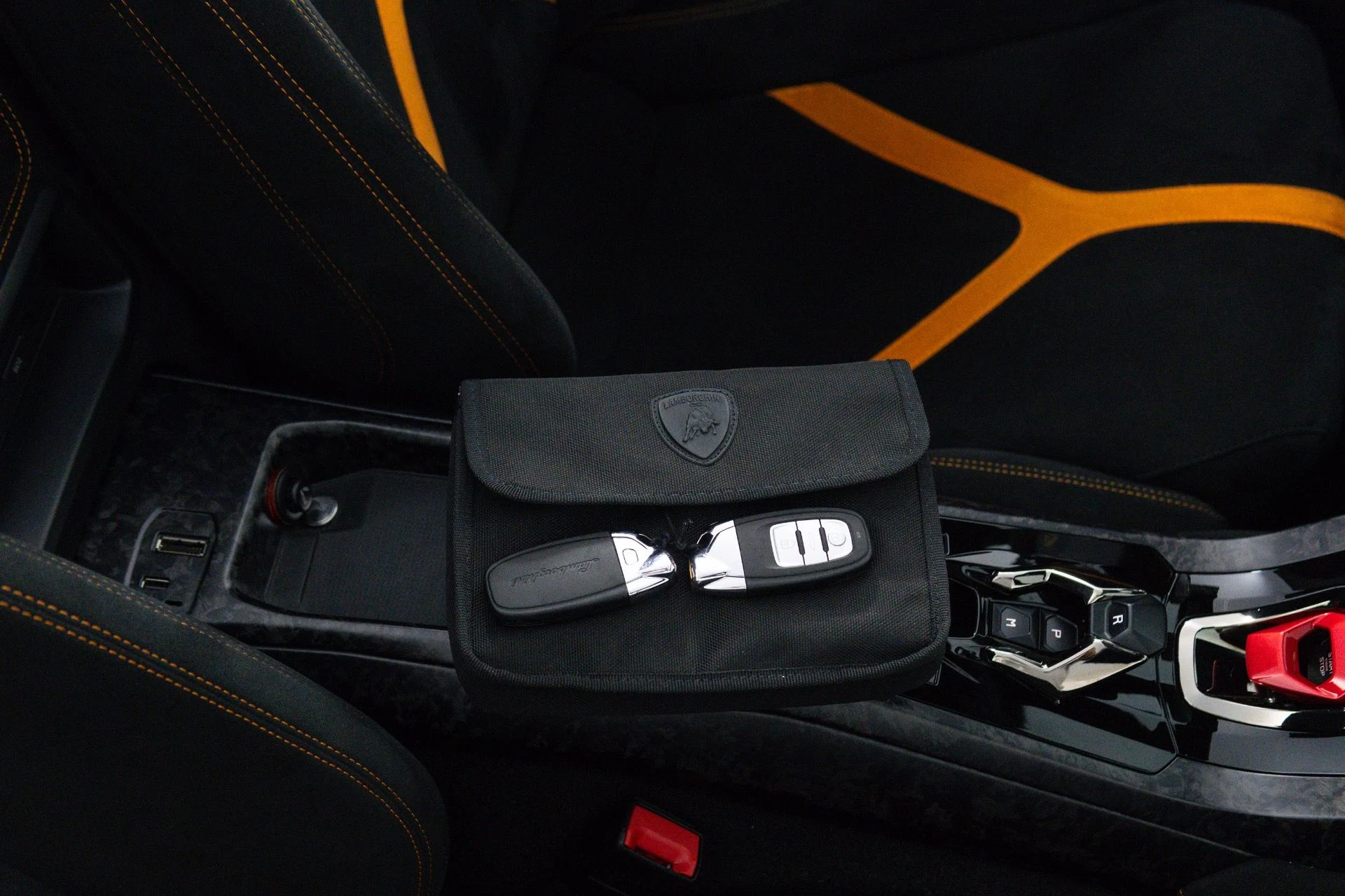 mph067_1693282896_Used_2018_Lamborghini_Huracan_Performante_Spyder_1781732323_d684ba51bd