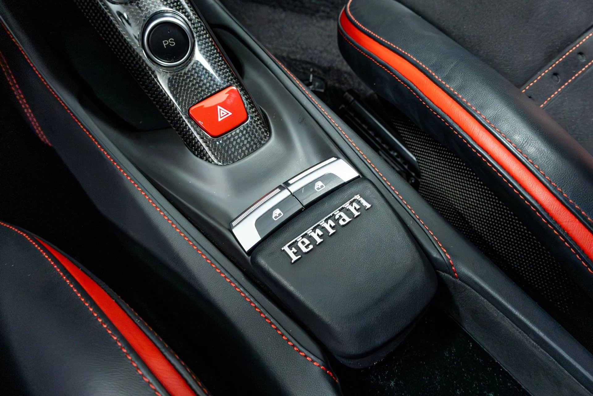 mph067_1714972621_Used_2018_Ferrari_488_GTB_1775864640_46057617d3