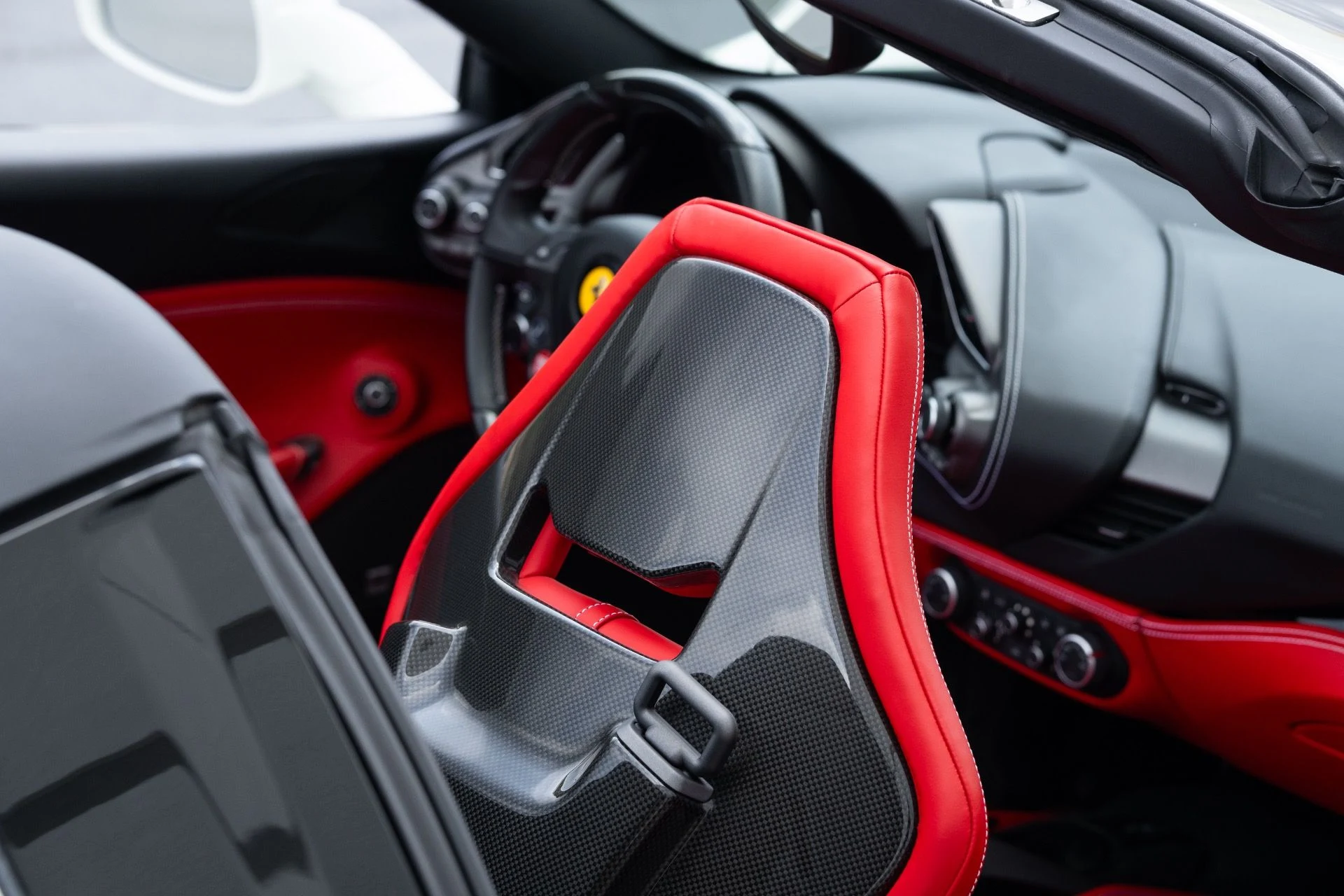 mph067_1742771462_Used_2018_Ferrari_488_Spider_1779900992_6c495d65c9