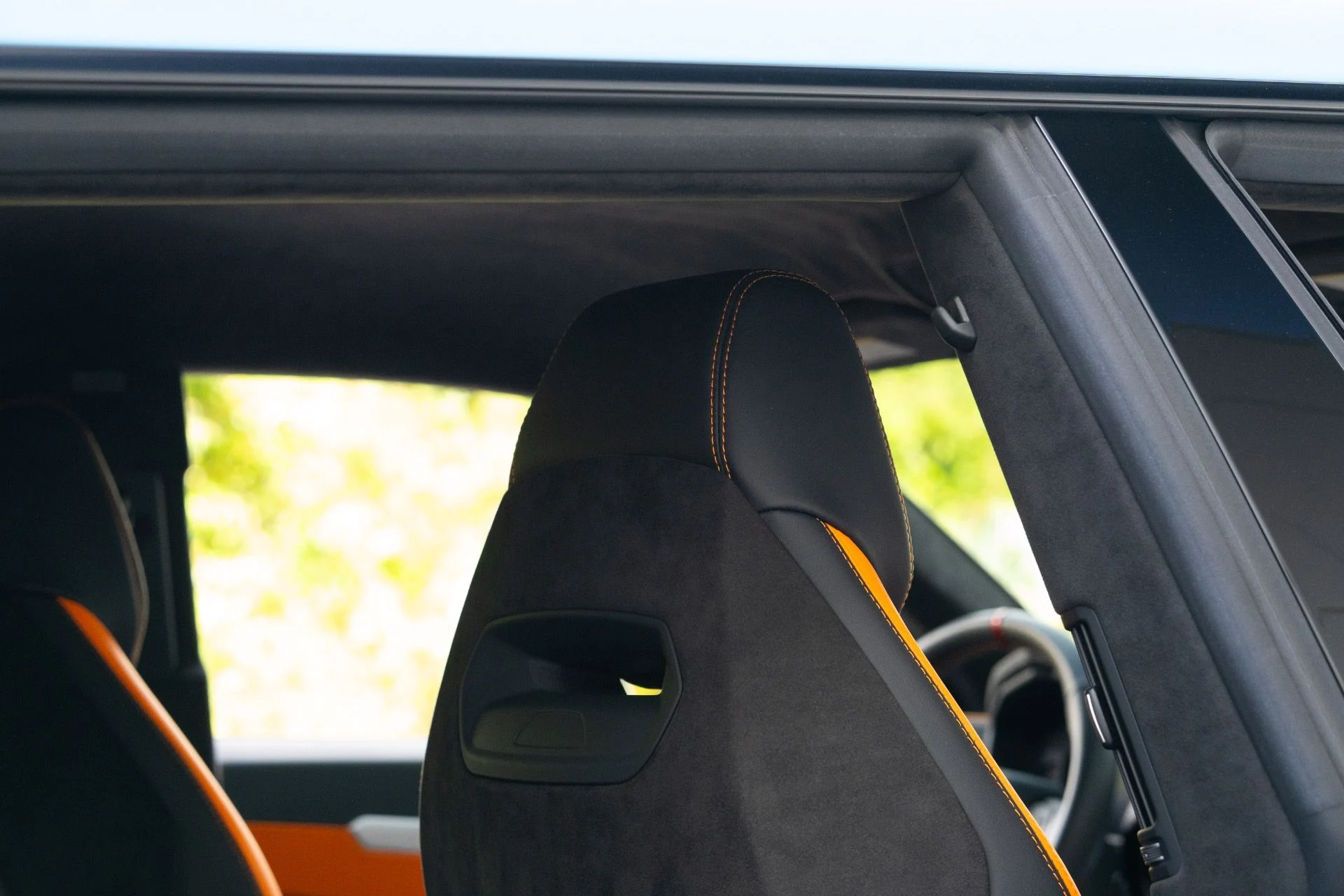 mph067_1756391757_Used_2024_Lamborghini_Urus_S_1773951175_bae74c2f26