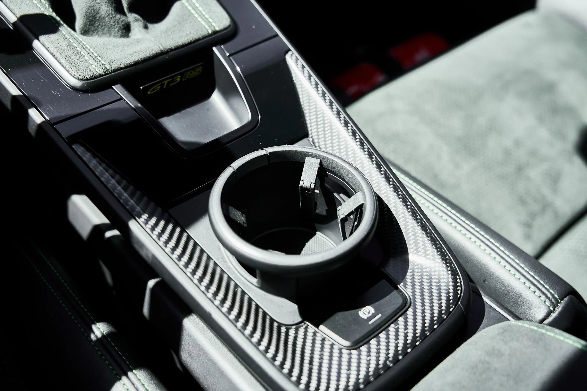 mph067_1780730773_Used_2025_Porsche_911_GT_3_RS_1776295627_d9f537b32c