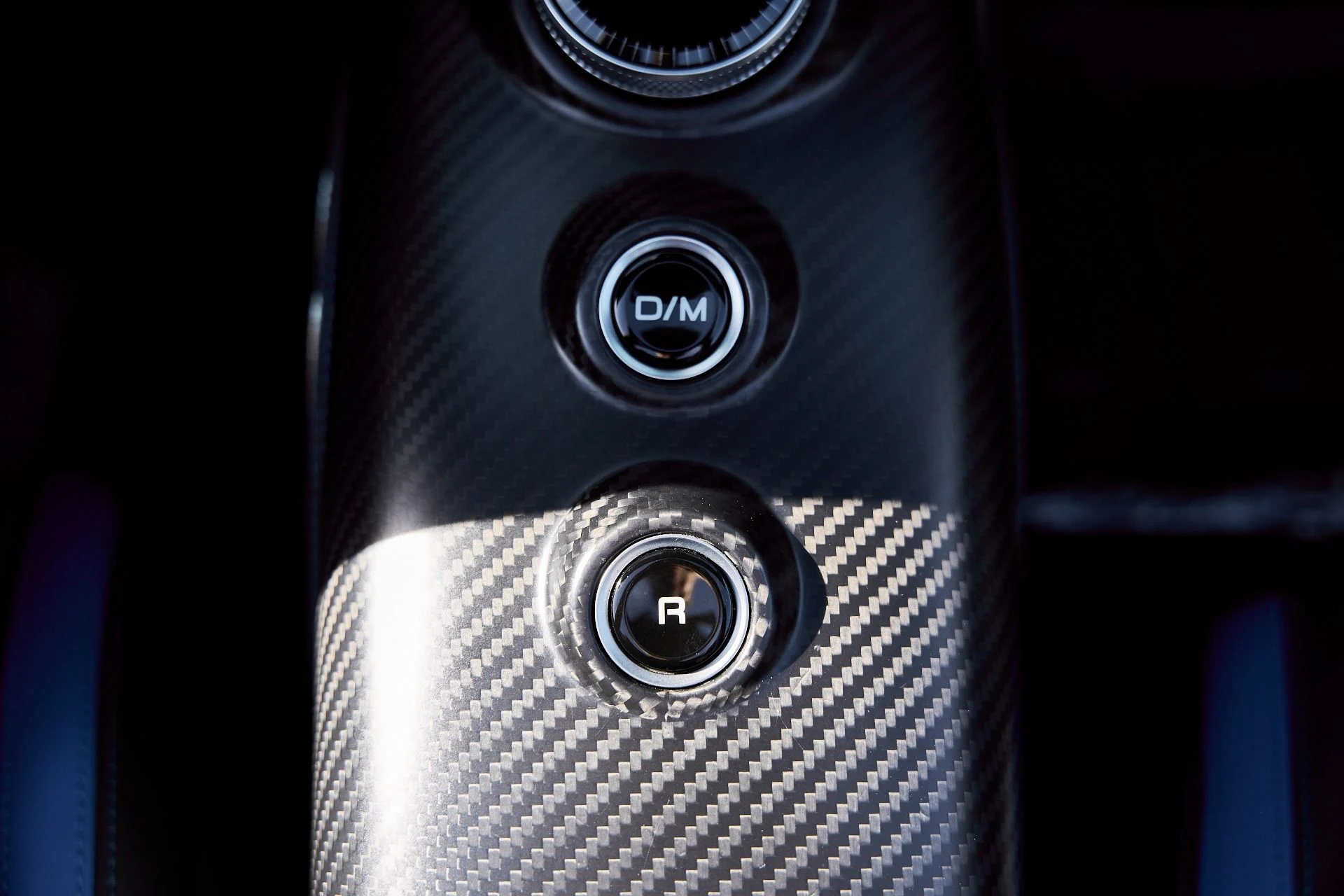 mph067_1808215048_Used_2023_Maserati_MC_20_1769481305_60751b6dd9