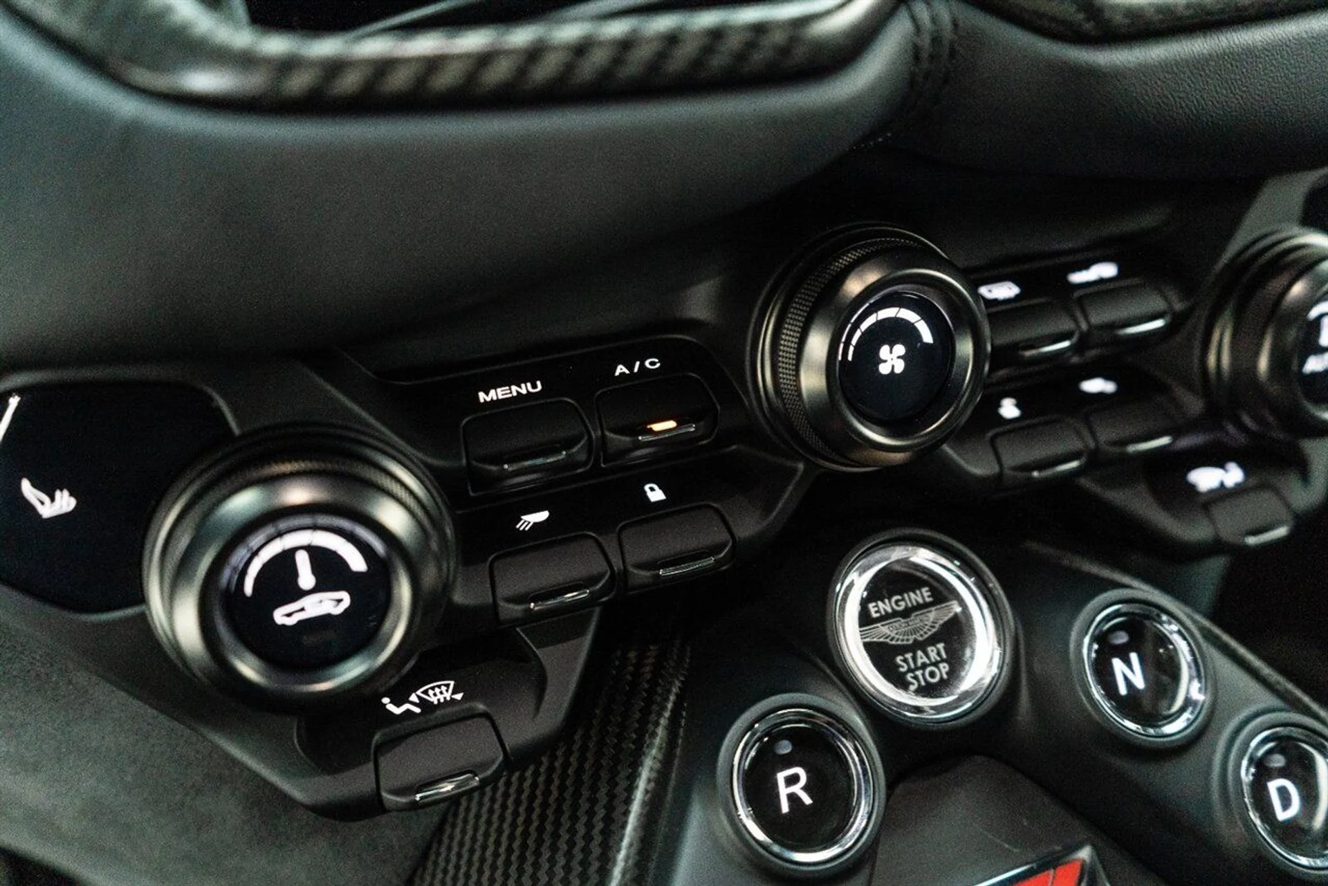 mph067_1810502597_d582686b89_1280_398974d972