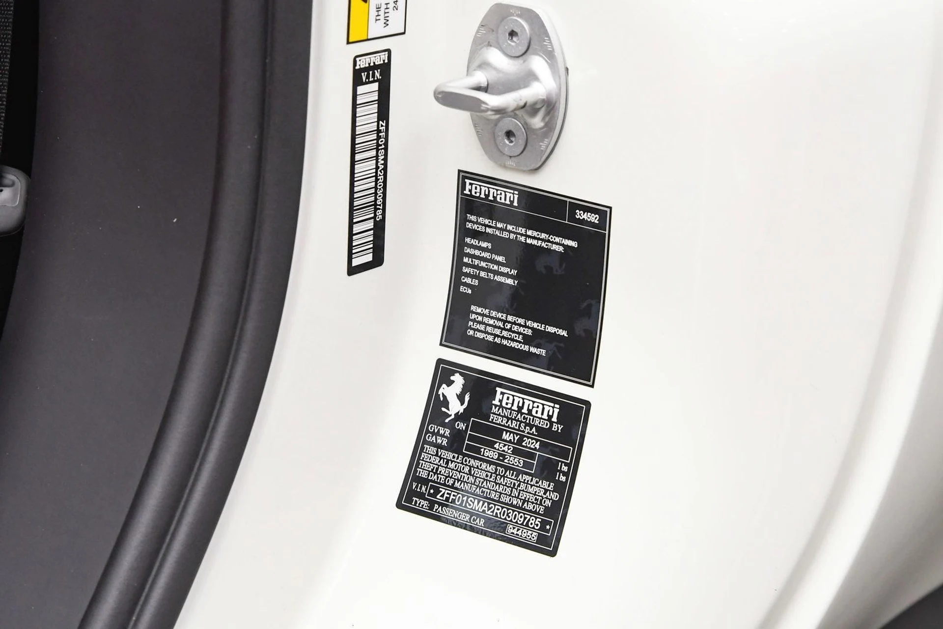 mph067_1821235789_Used_2024_Ferrari_296_GTS_in_Bianco_Avus_1740819880_3372cbc671