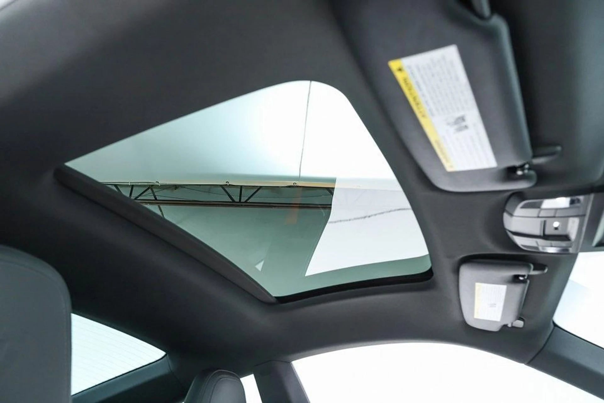 mph067_1940678635_Ap_D7_Irz4_OS_Ndw6_O_Wn_Rdz_EV_Pg_IMM_afe44f8415