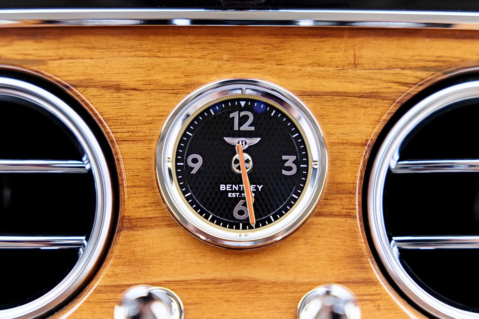 mph067_198624854_Used_2020_Bentley_Continental_GT_V8_1784052090_5e8925b260