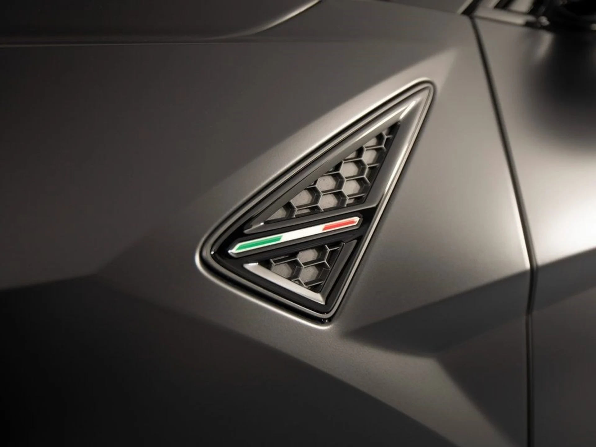 mph067_1991144774_ca2854a8e7bdf0987a73a4f1c12d161fx_220fcede5c