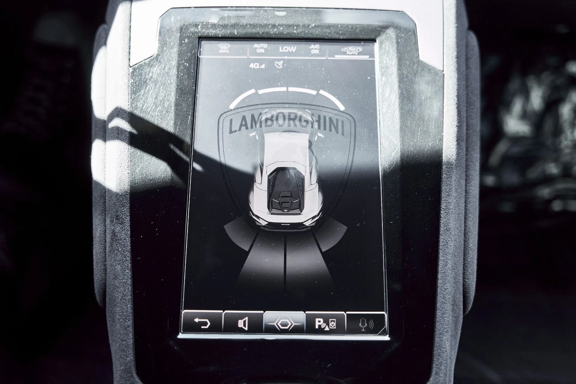 mph067_200015295_Used_2023_Lamborghini_Huracan_Tecnica_Base_1773532182_04ca9eee24