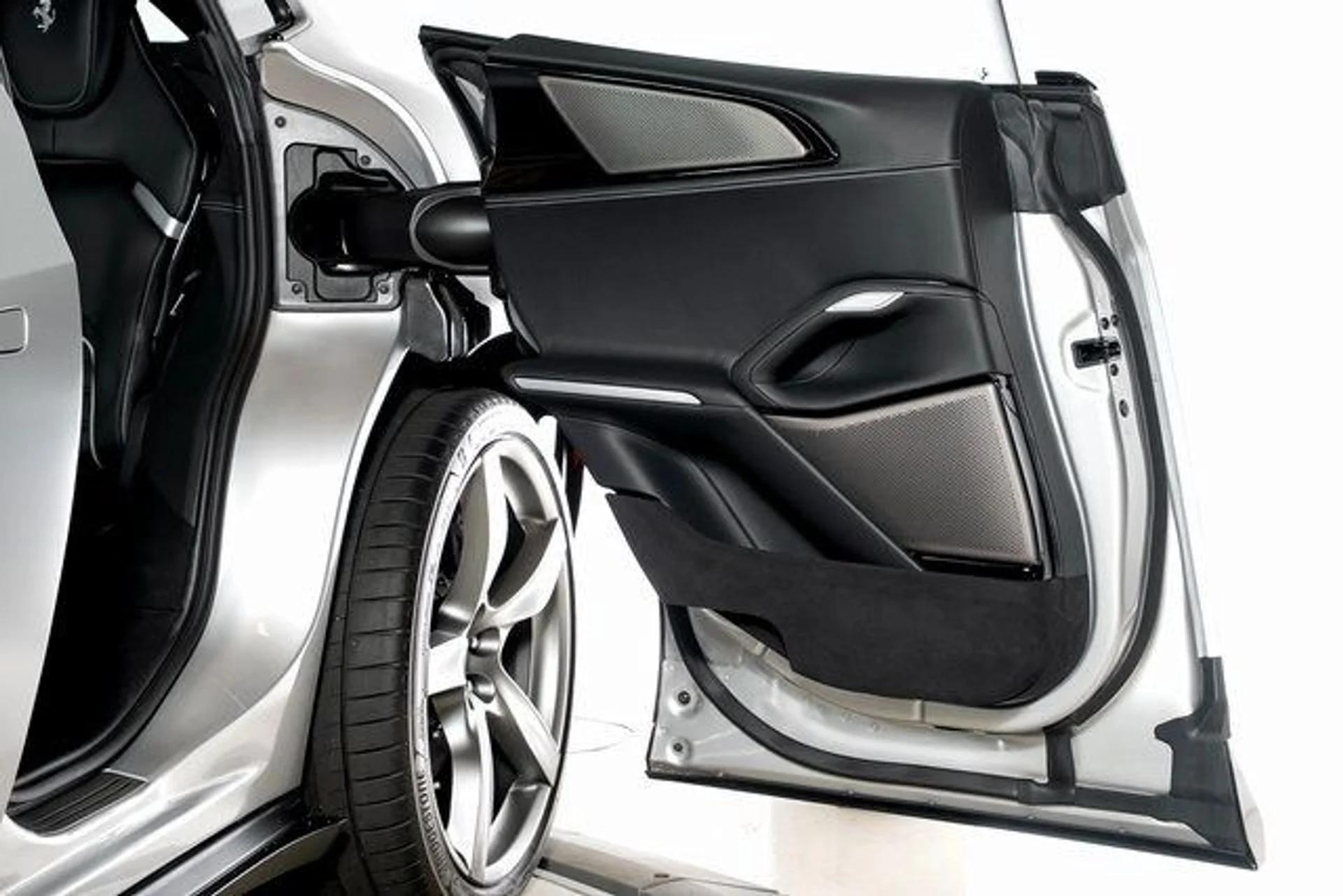 mph067_2029223340_d01dfcfc58aeeddaf32f9b8455f0686ex_81f59395d8