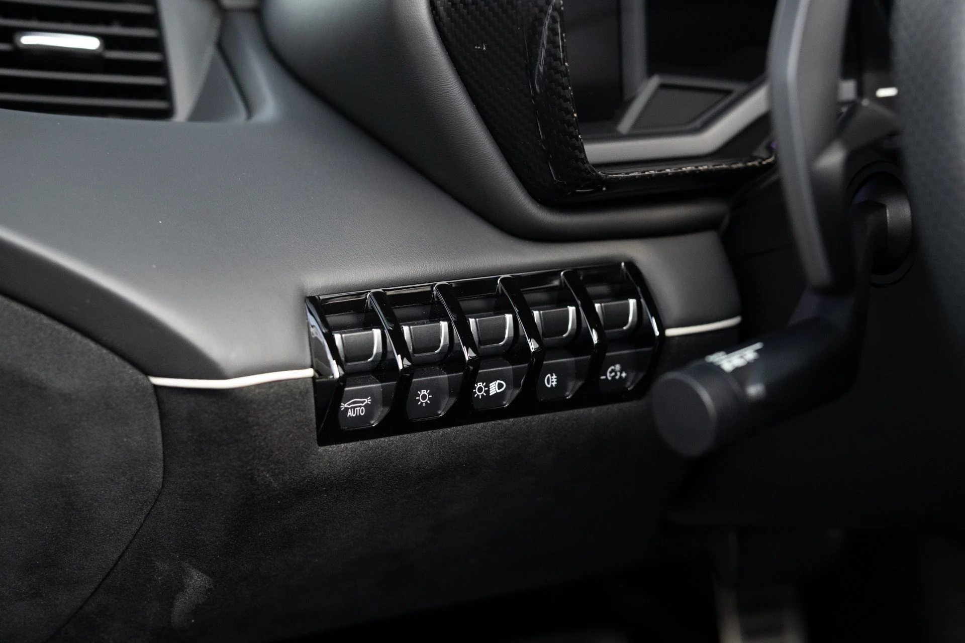 mph067_2099279781_Used_2020_Lamborghini_Aventador_LP_770_4_SVJ_Roadster_1766609736_4b9b733277