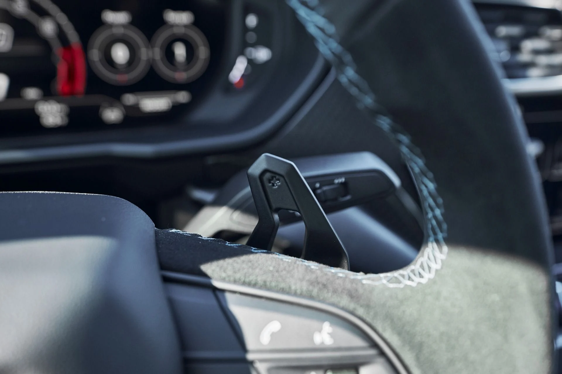 mph067_2111352469_Used_2024_Lamborghini_Urus_Performante_1764957692_1cf535d295