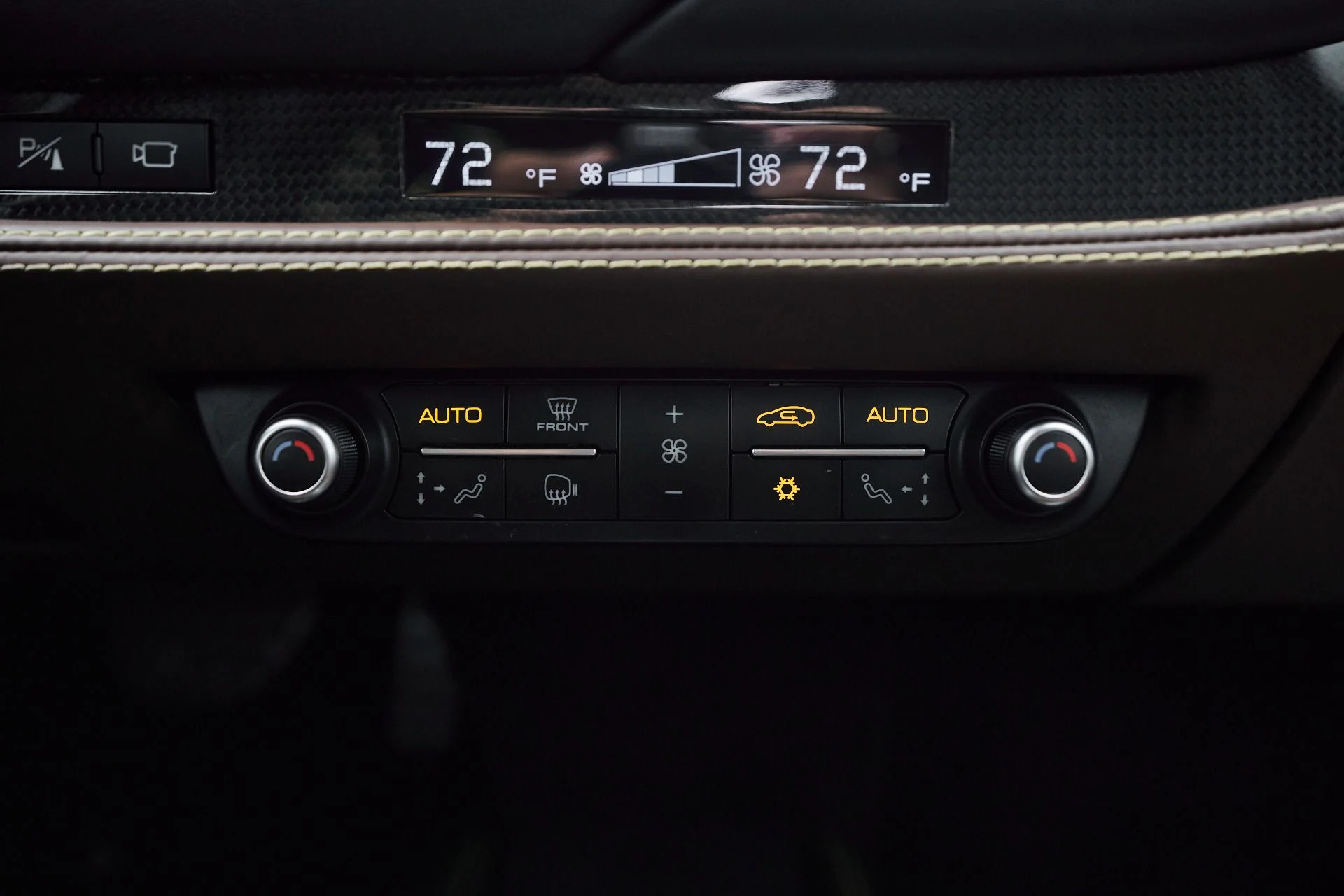 mph067_2145756370_Used_2020_Ferrari_F8_Tributo_Base_1761597716_b993f49ecb