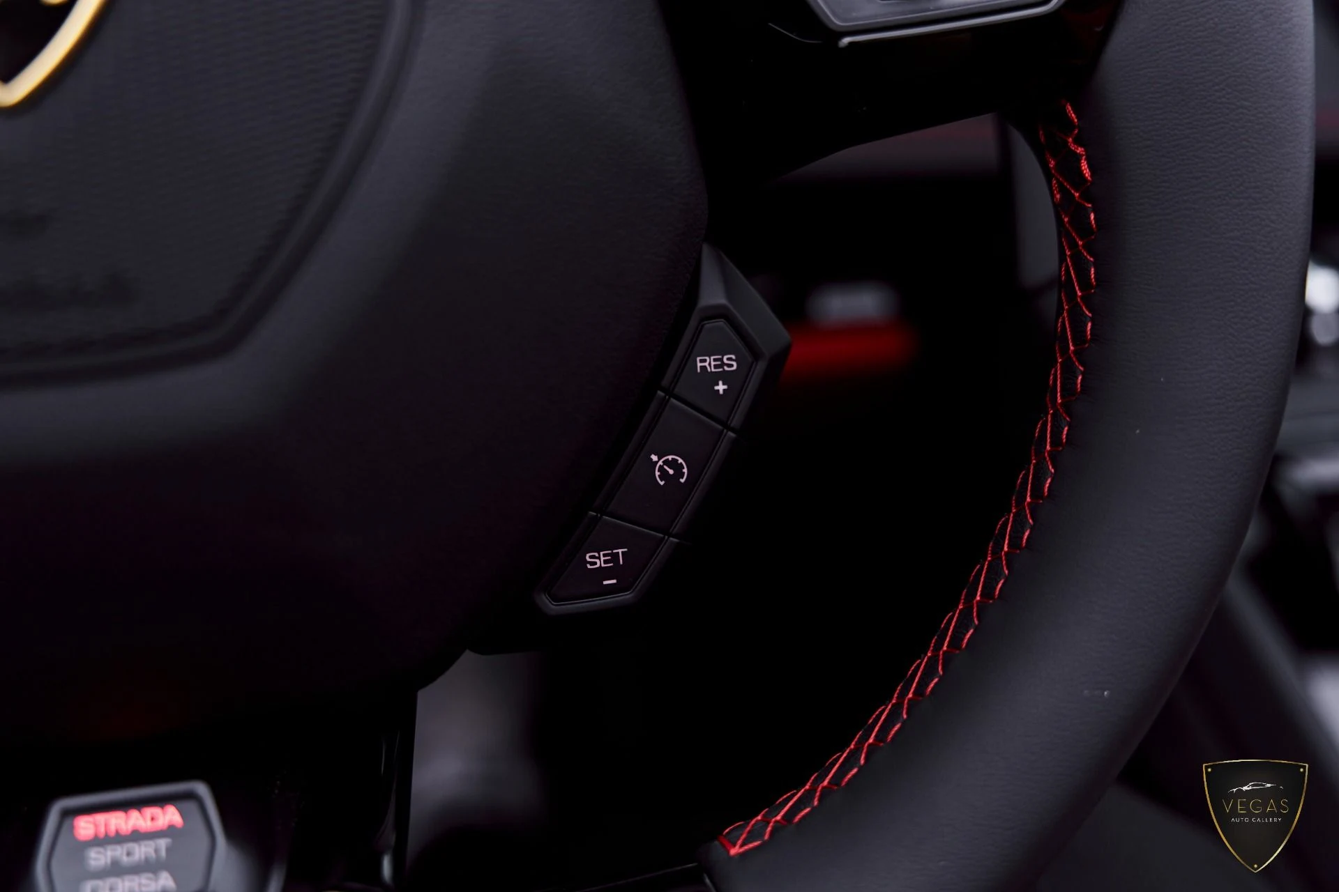 mph067_2151065993_Used_2024_Lamborghini_Huracan_EVO_Base_1783505191_77e498d2a8