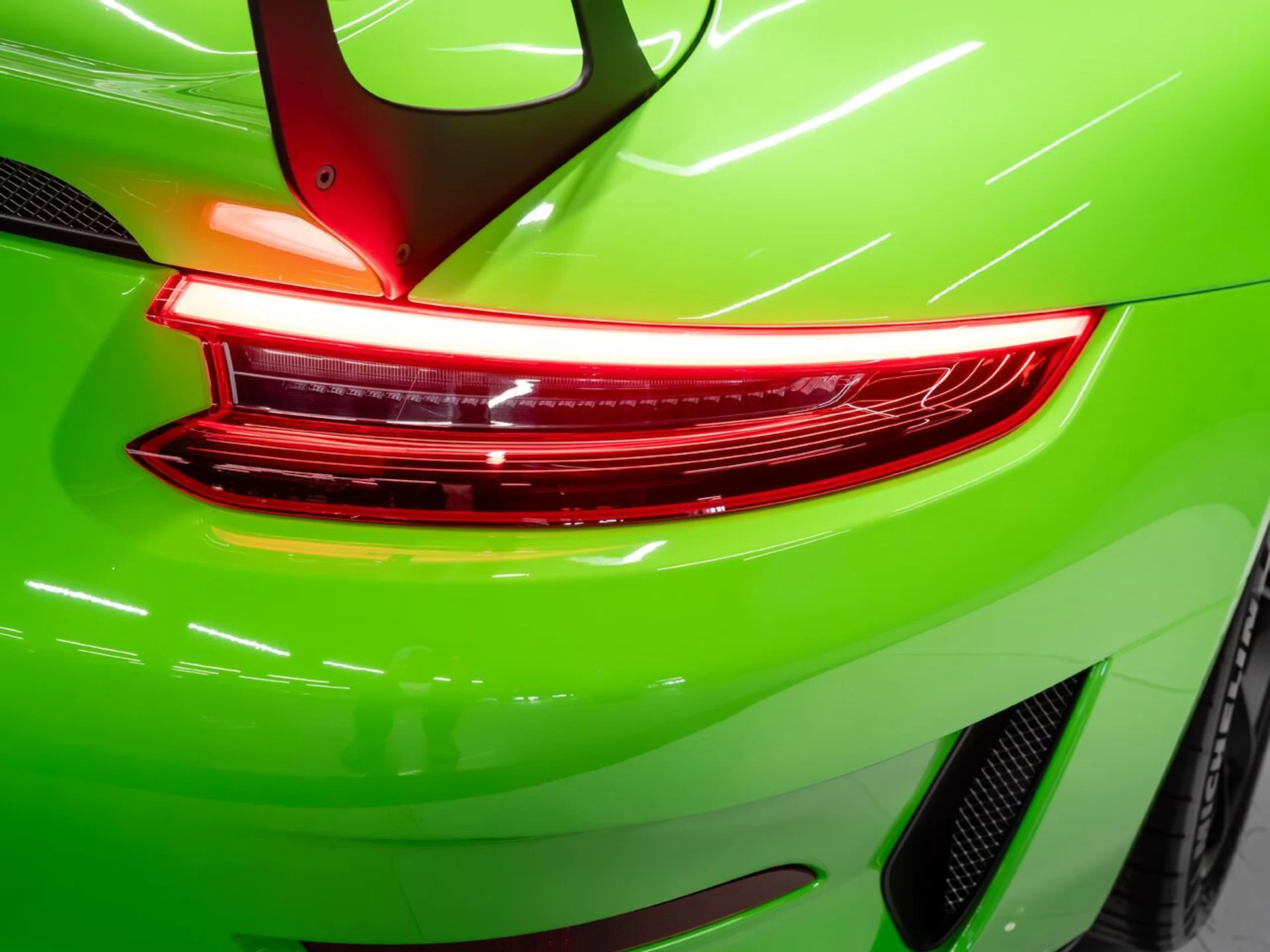 mph067_2191443110_porsche_911_2019_67aa938cf0